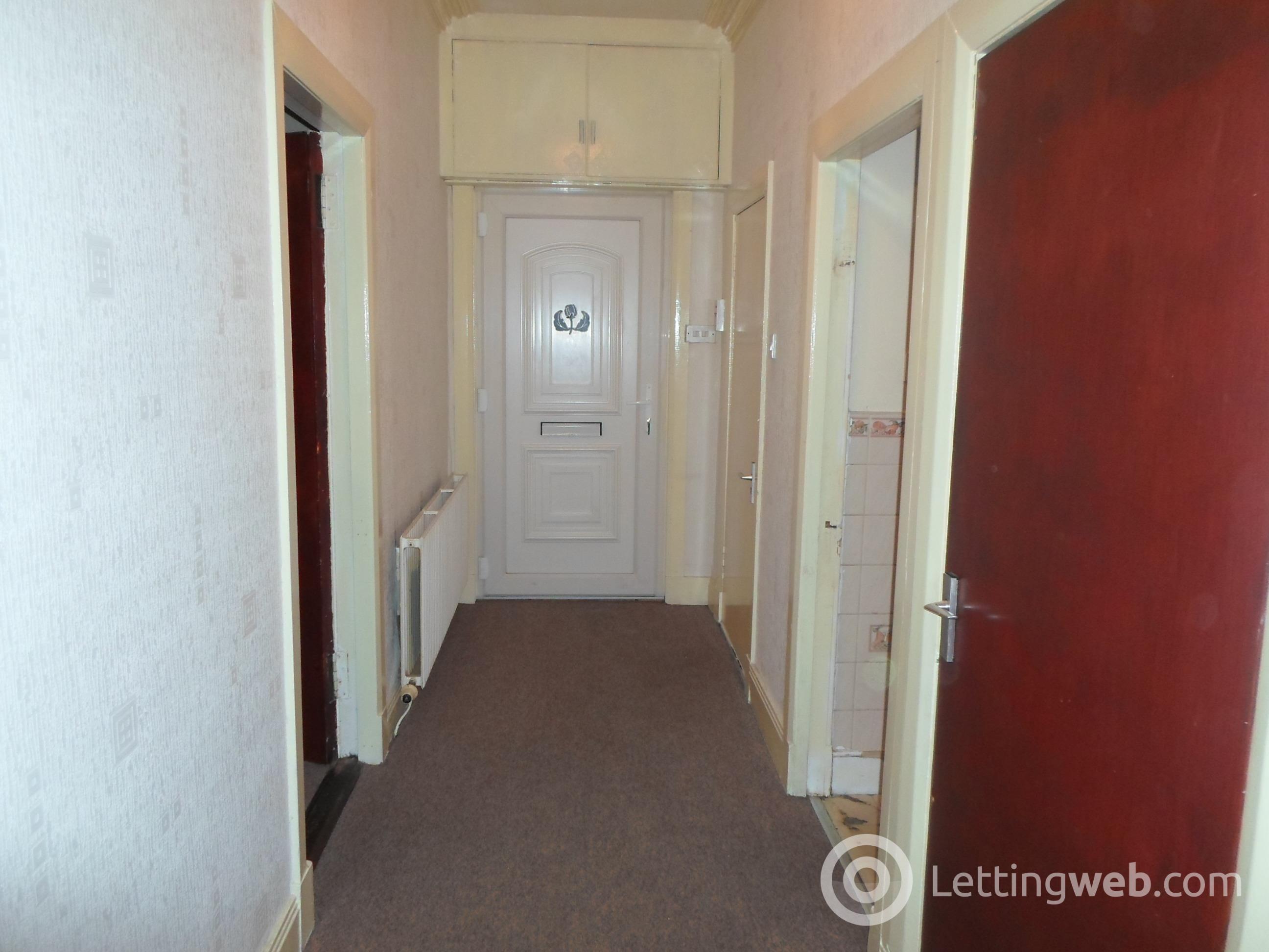 Property to rent in The Cross