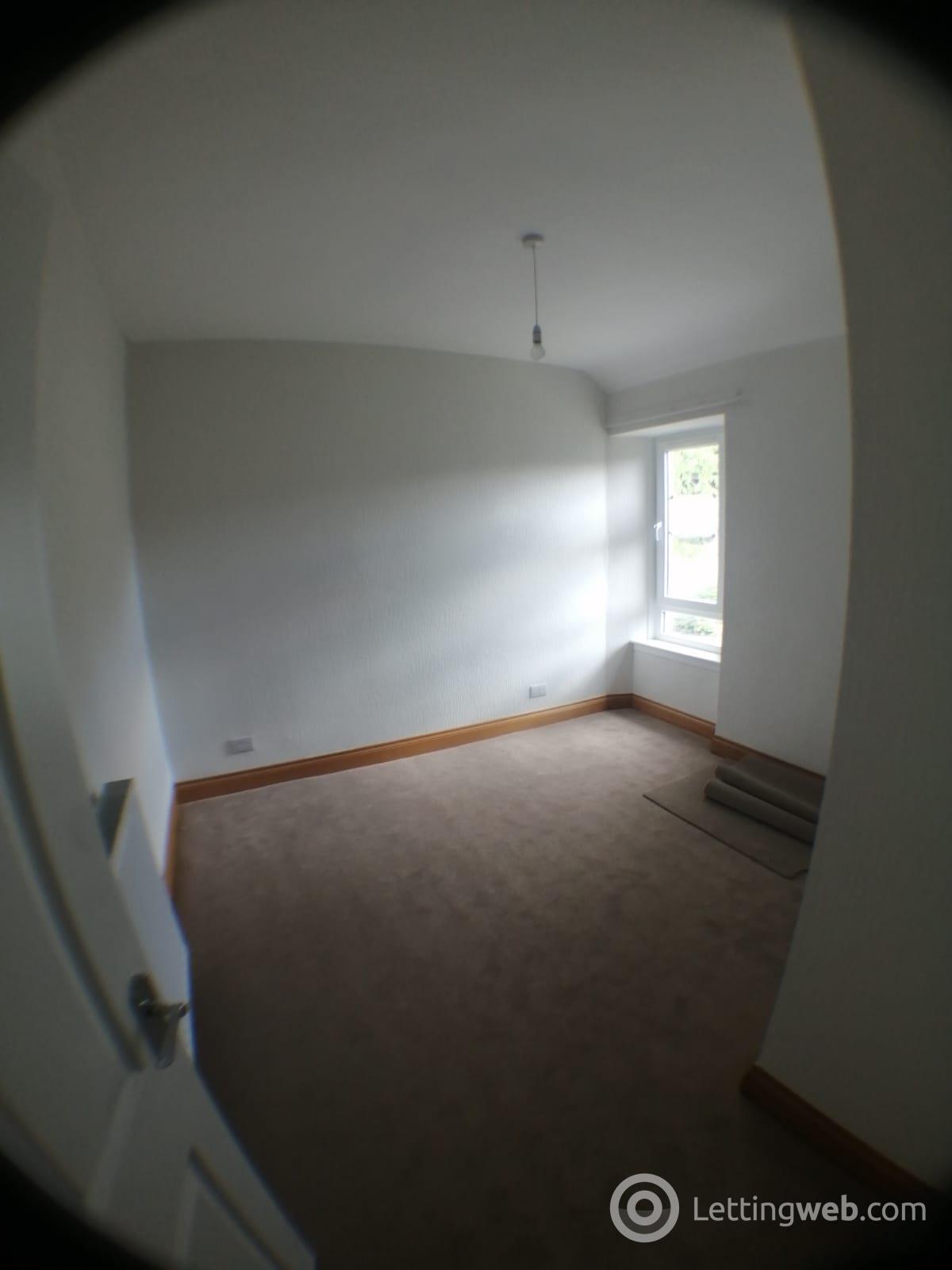 Property to rent in 7 Glamis Road, Forfar, DD8 1DF