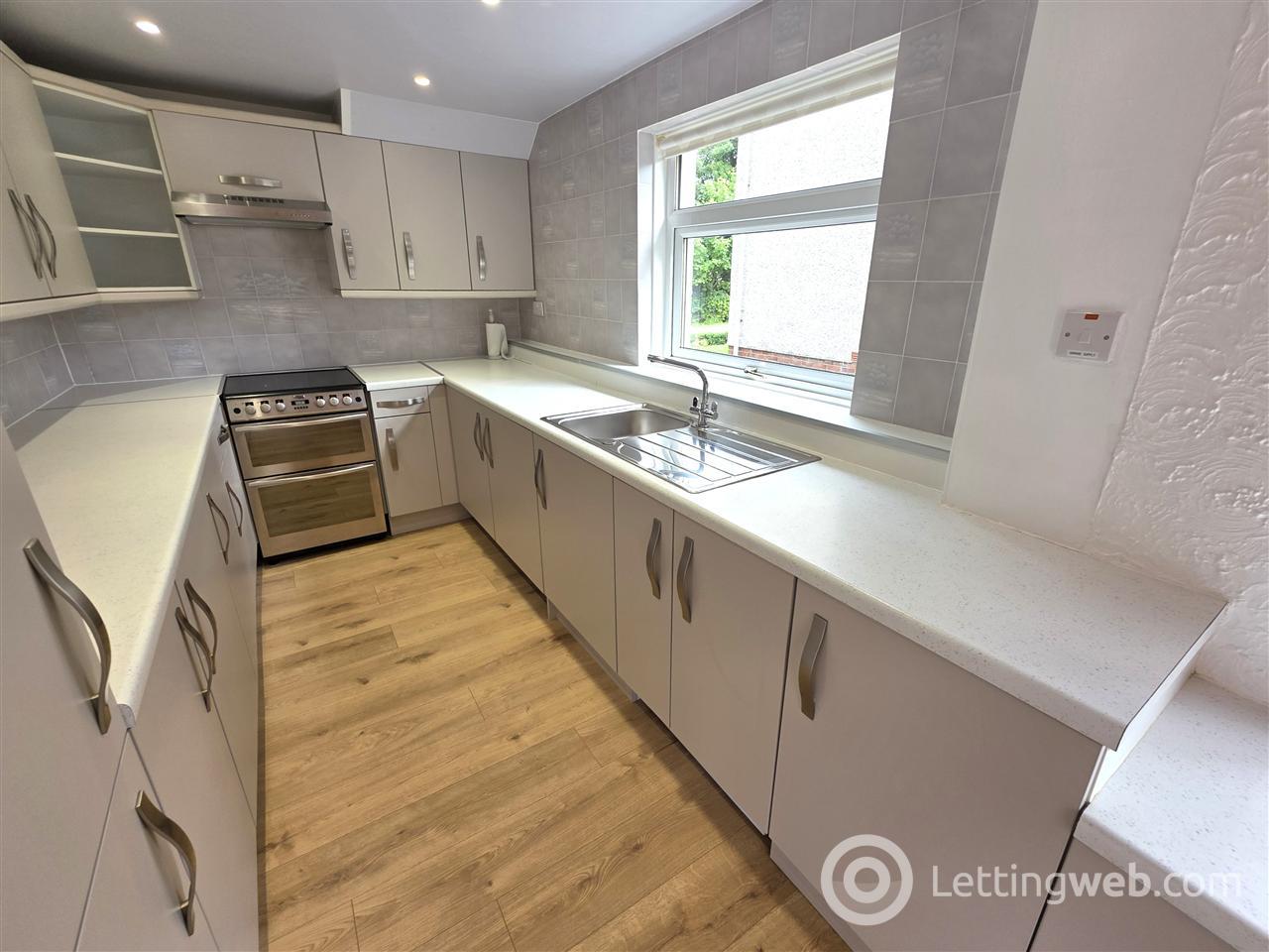Property to rent in Mossneuk Drive, Mossneuk, East Kilbride
