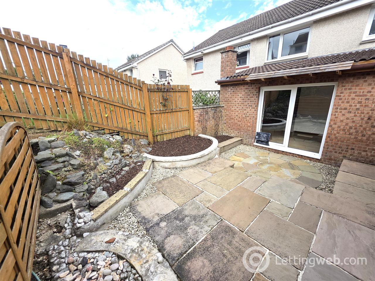 Property to rent in Mossneuk Drive, Mossneuk, East Kilbride