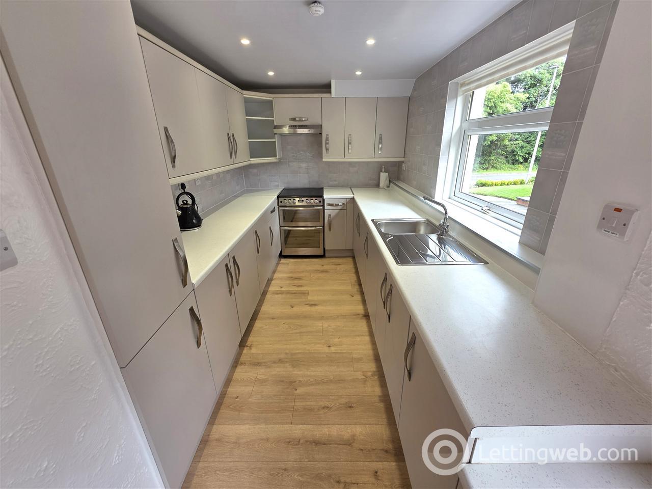 Property to rent in Mossneuk Drive, Mossneuk, East Kilbride