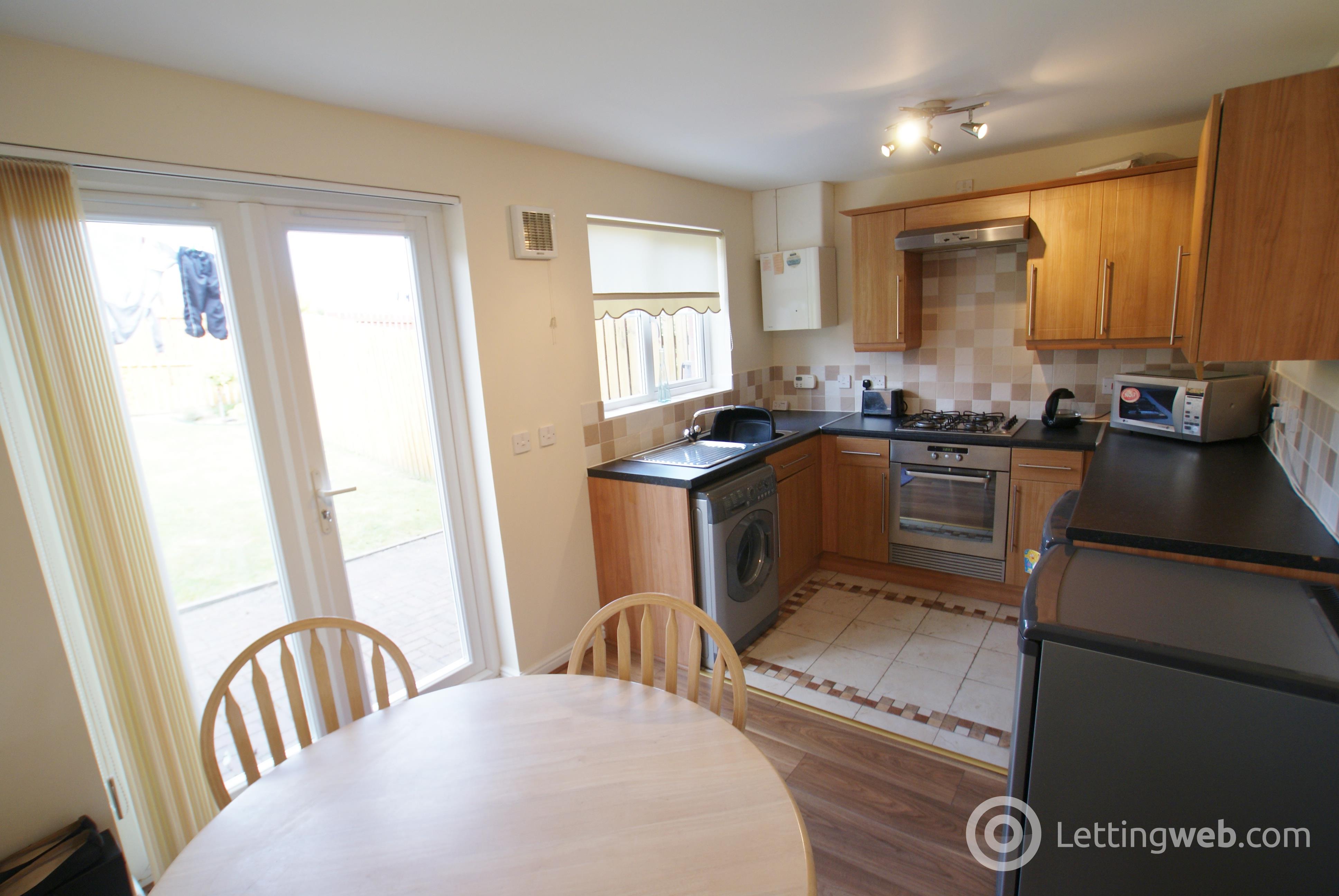 Property to rent in Cedar Walk