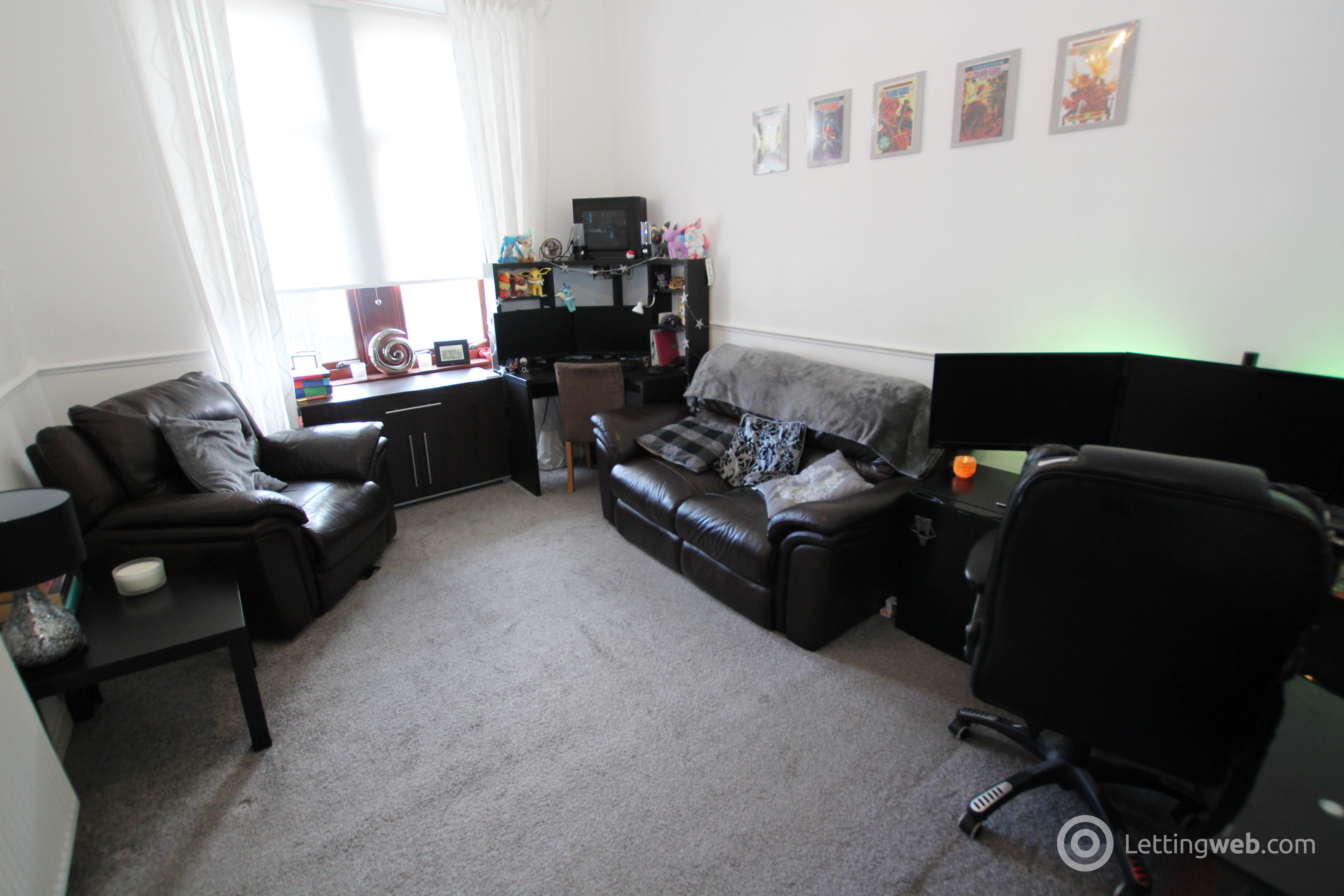 Property to rent in Low Waters Road