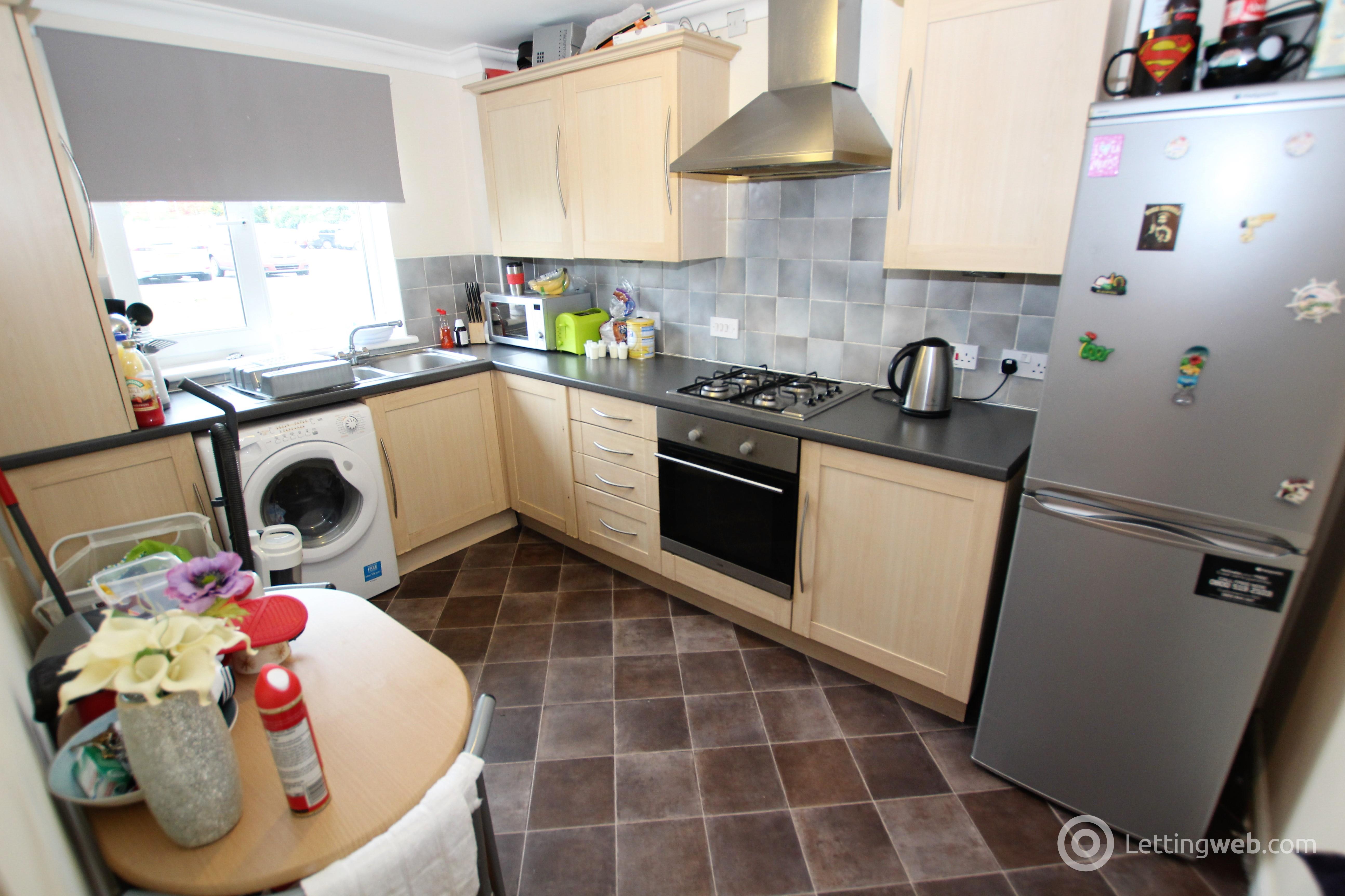 Property to rent in Henderson Court