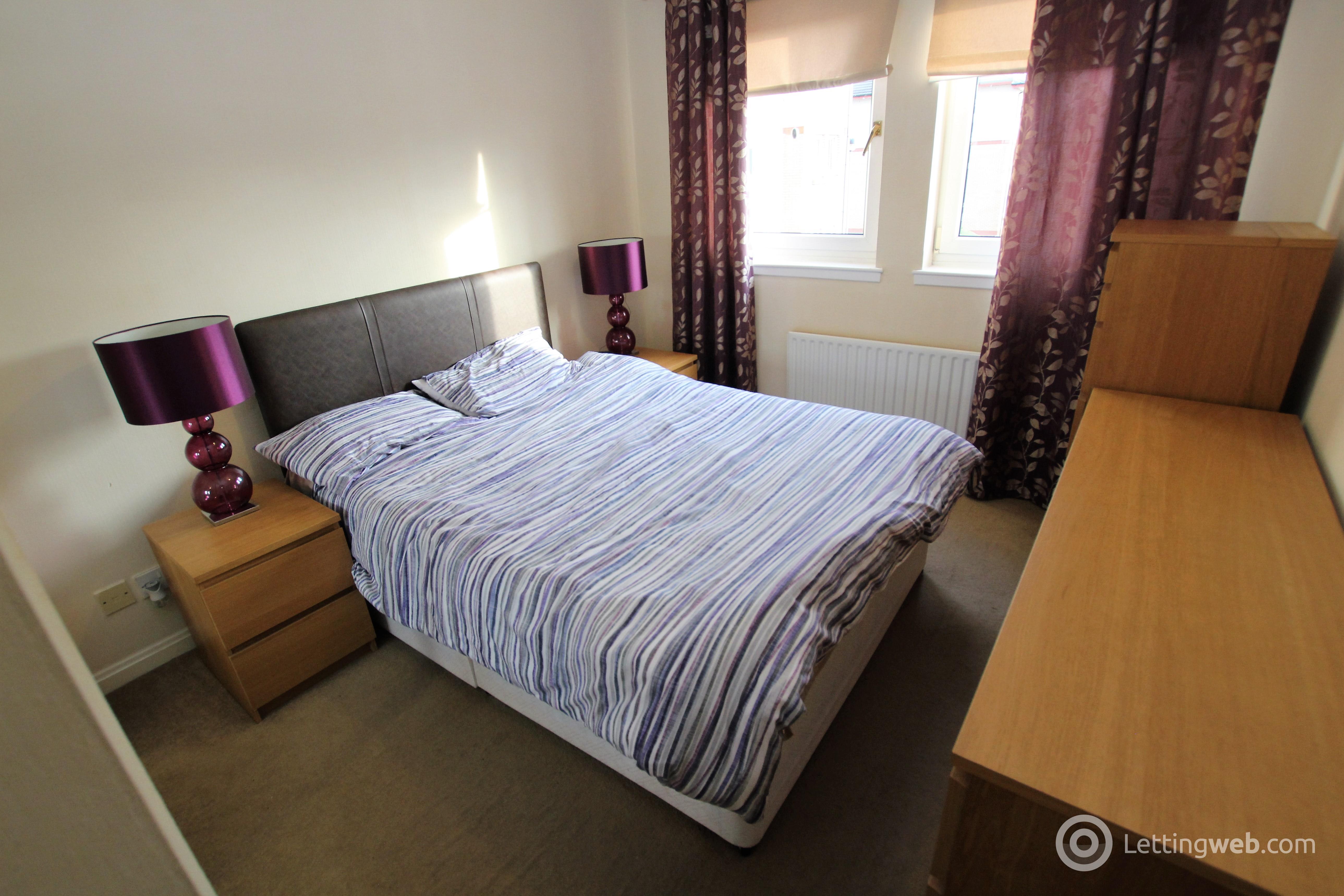 Property to rent in Guthrie Court