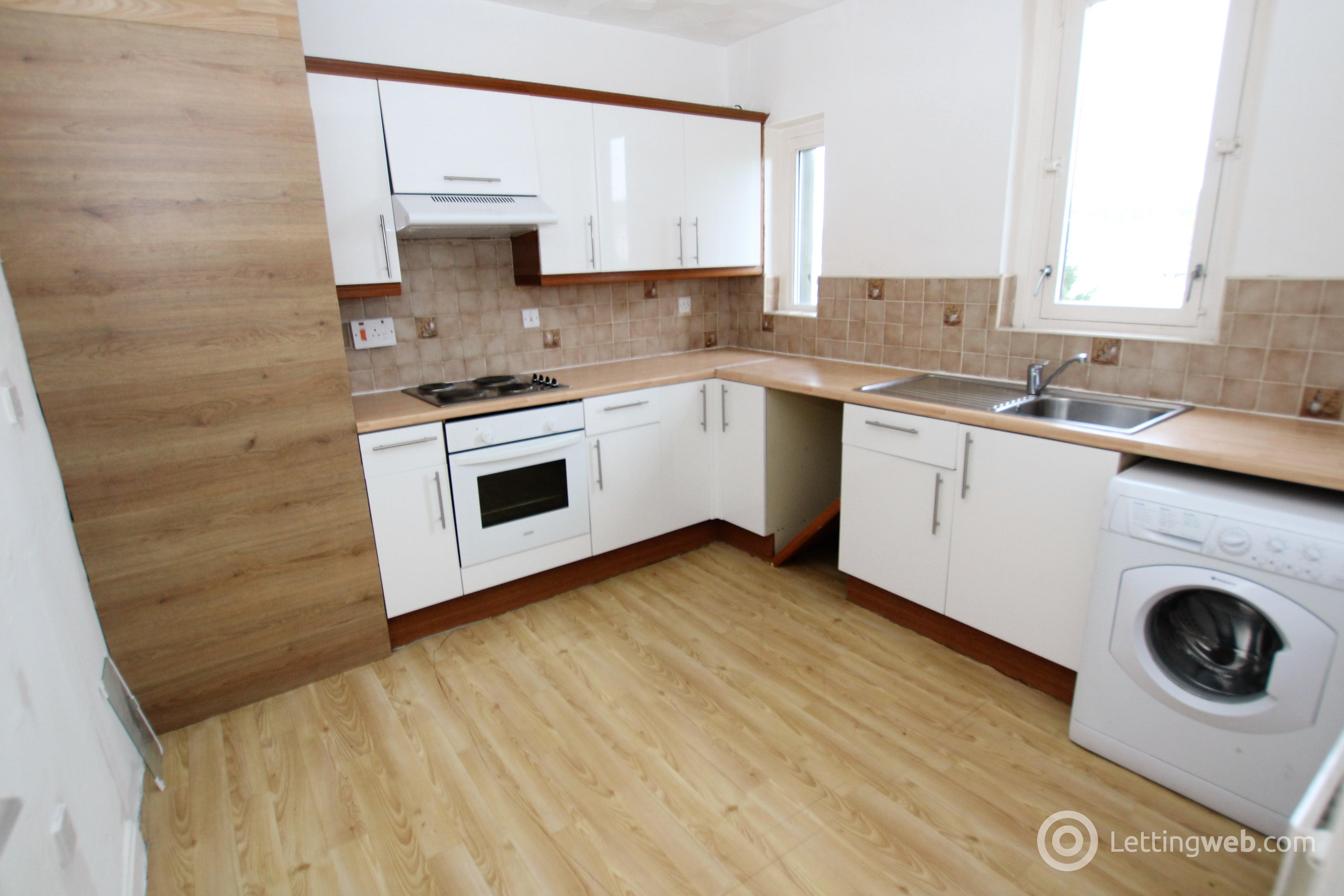 Property to rent in Chapel Street