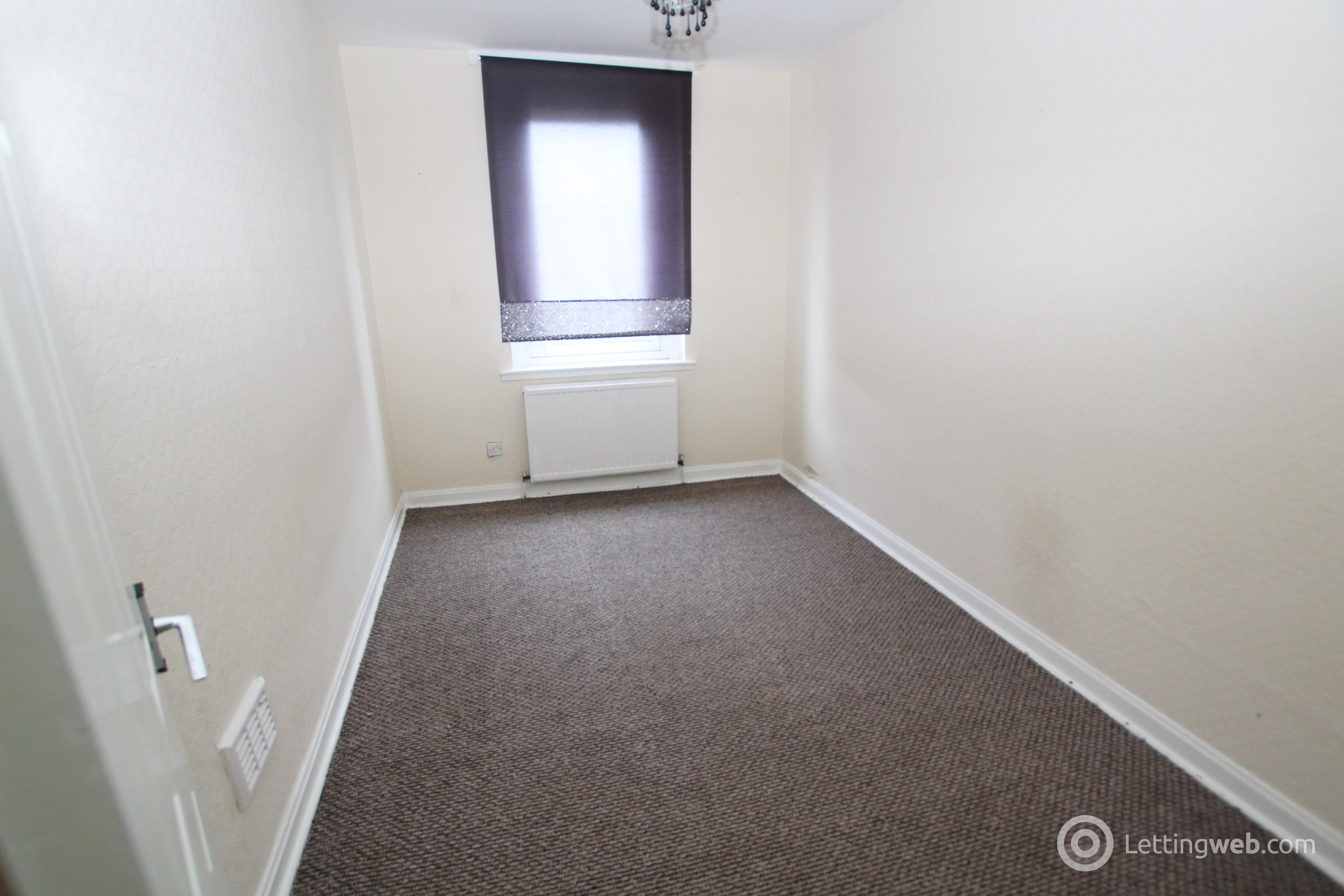 Property to rent in Chapel Street