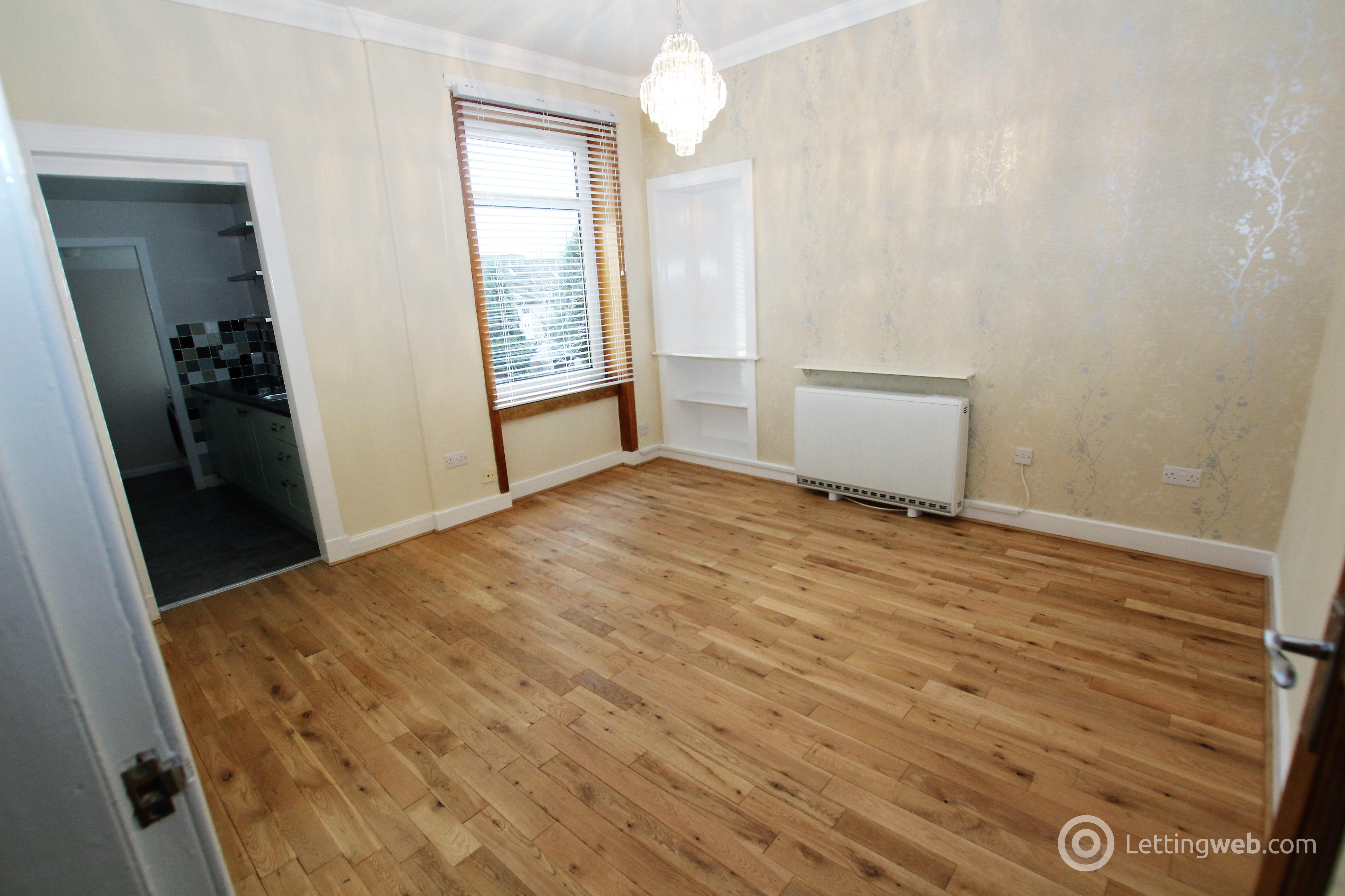 Property to rent in Hamilton
