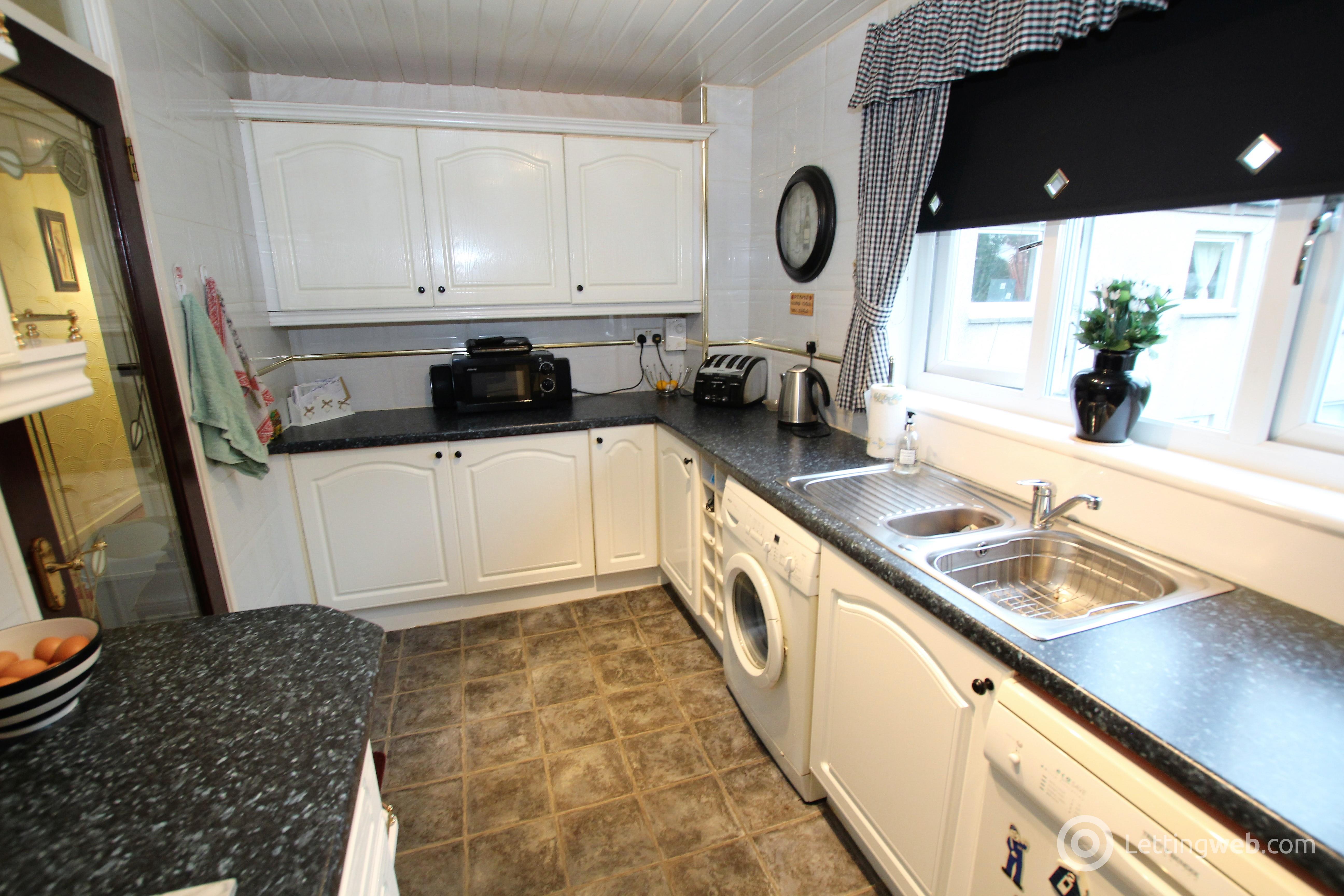 Property to rent in Airbles Street, Motherwell, Lanarkshire, ML1