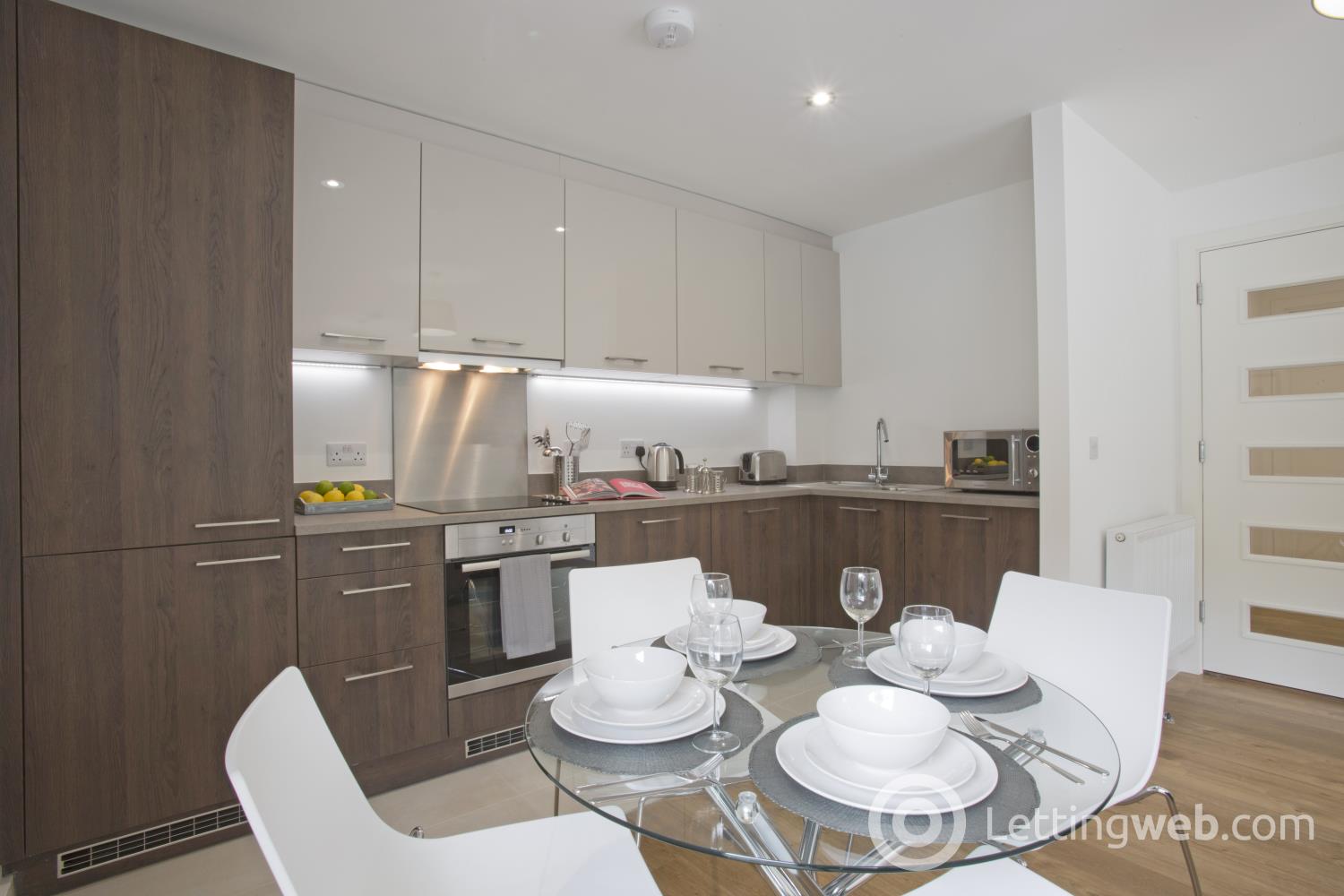 Property to rent in Stoneywood Brae, Aberdeen, AB21 9DZ