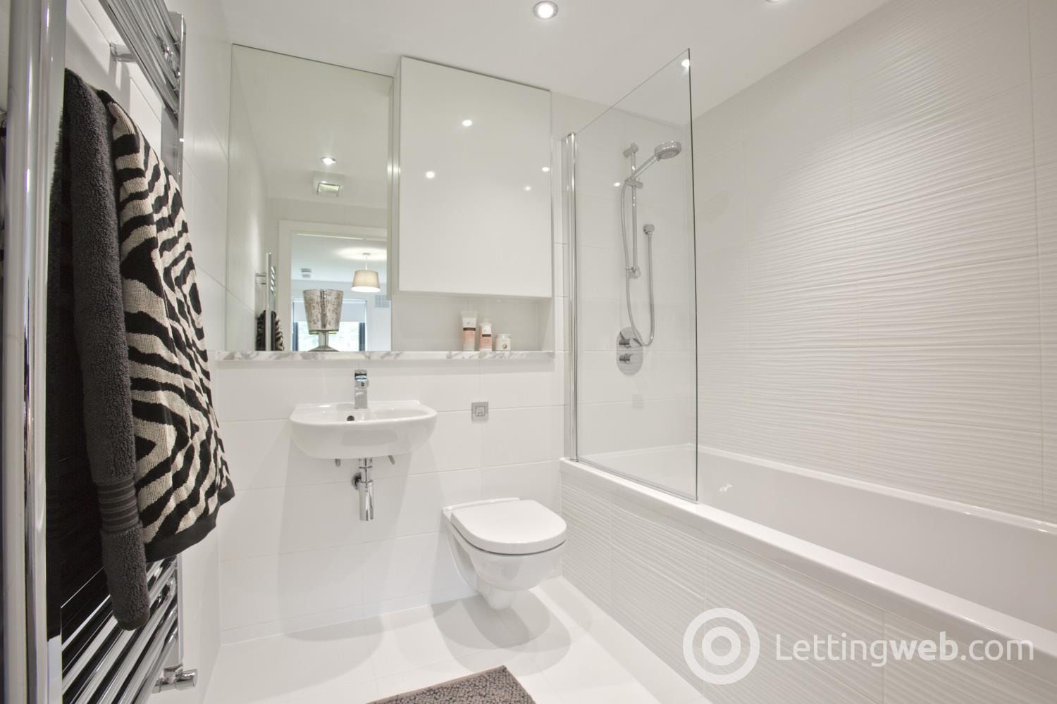 Property to rent in Stoneywood Brae, Aberdeen, AB21 9FA