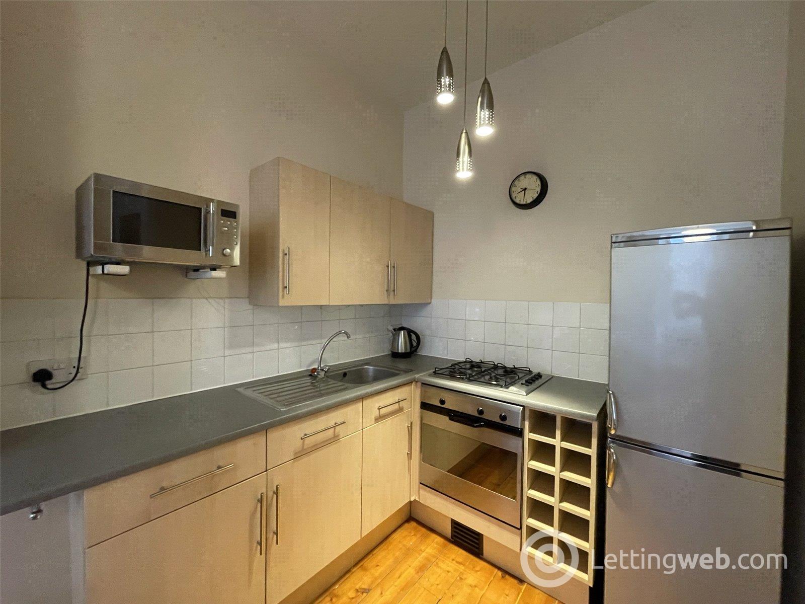 Property to rent in 13/5 Smithfield Street, Gorgie, Edinburgh, EH11