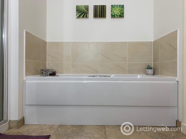 Property to rent in Queens Crescent , , Aberdeen, AB15 4BE