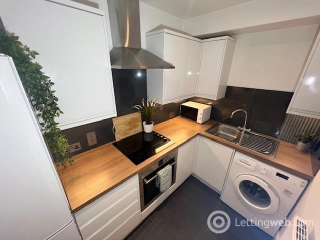 Property to rent in Rosebank Terrace, Ferryhill, Aberdeen, AB11 6LQ