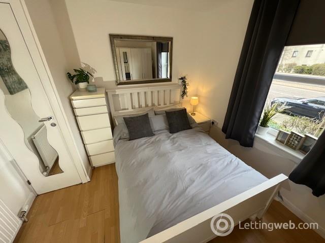 Property to rent in Great Northern Road, Woodside, Aberdeen, AB24 2BX