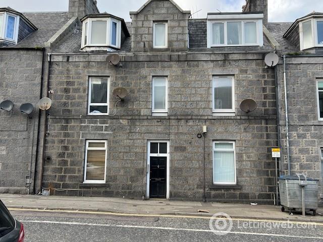 Property to rent in Menzies Road, Torry, Aberdeen, AB11 9BH