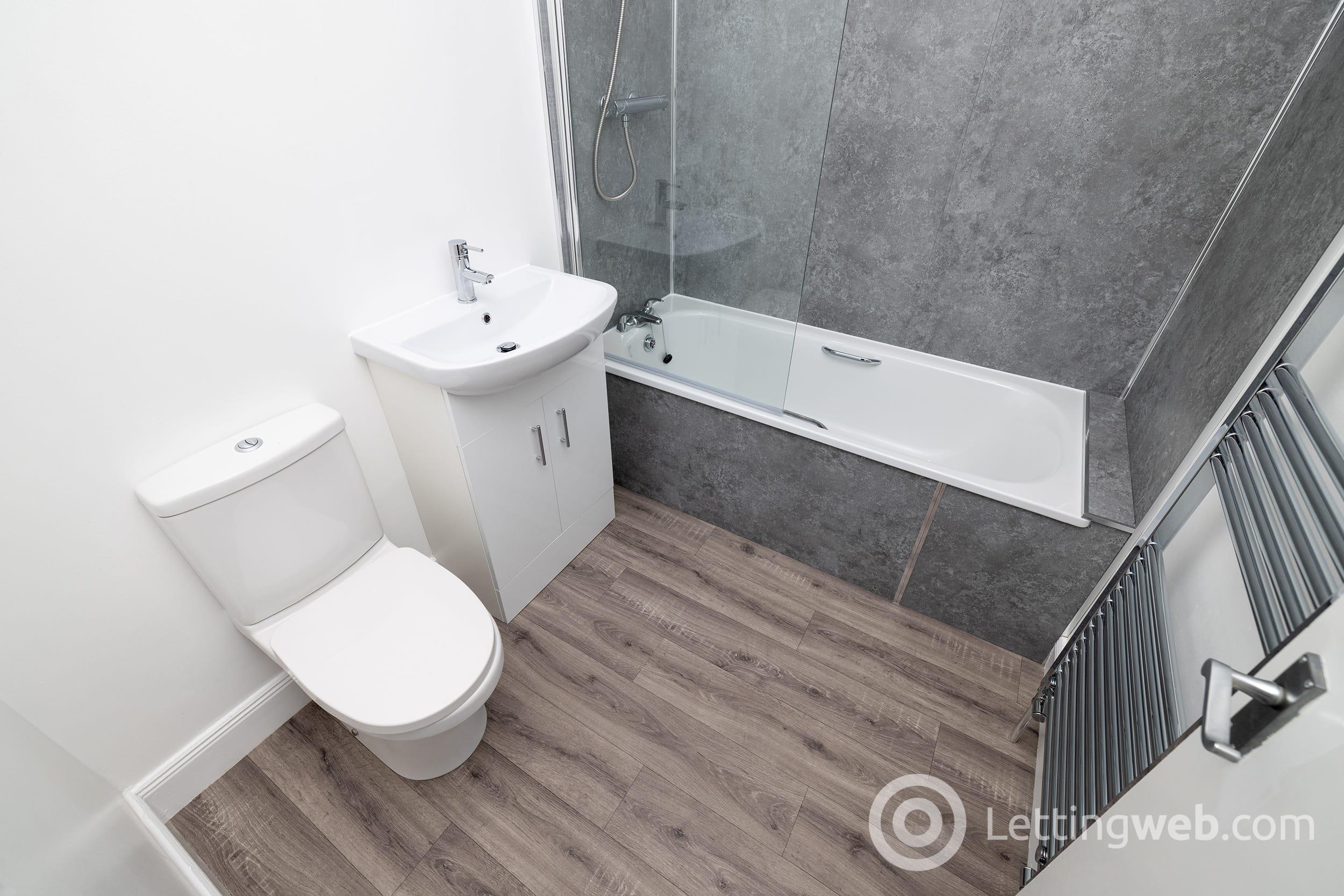 Property to rent in Clepington Road, Dundee