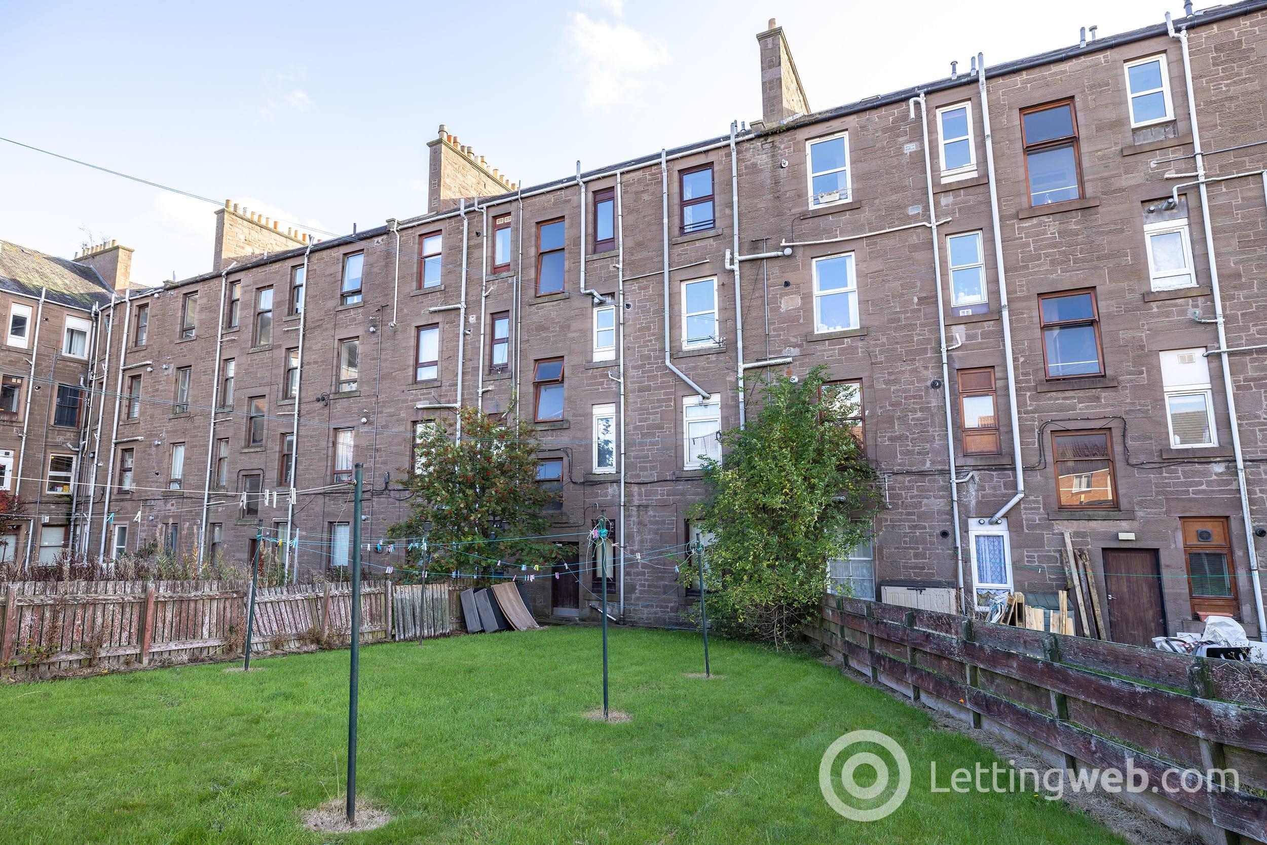 Property to rent in Clepington Road, Dundee