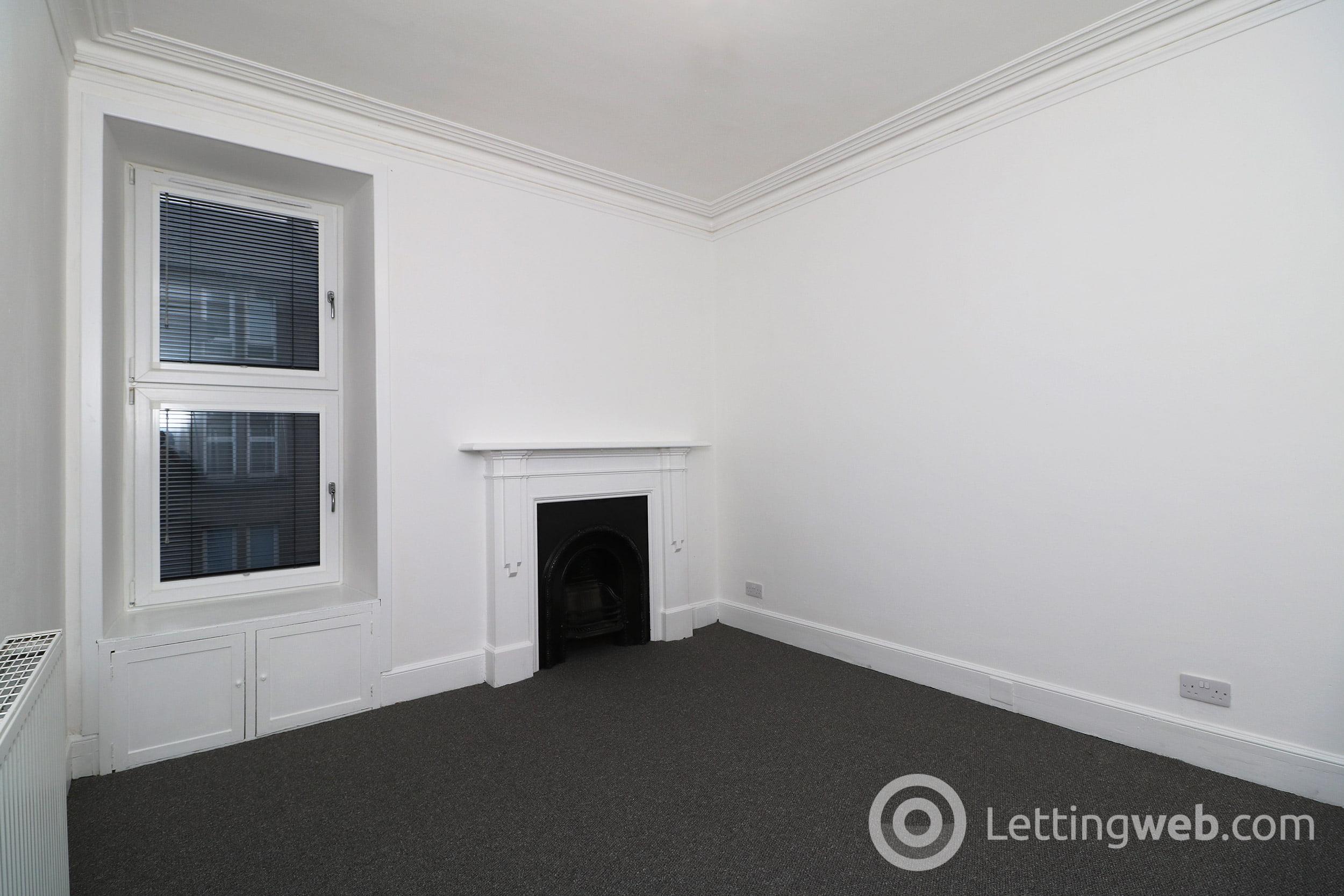 Property to rent in Clepington Road, Dundee