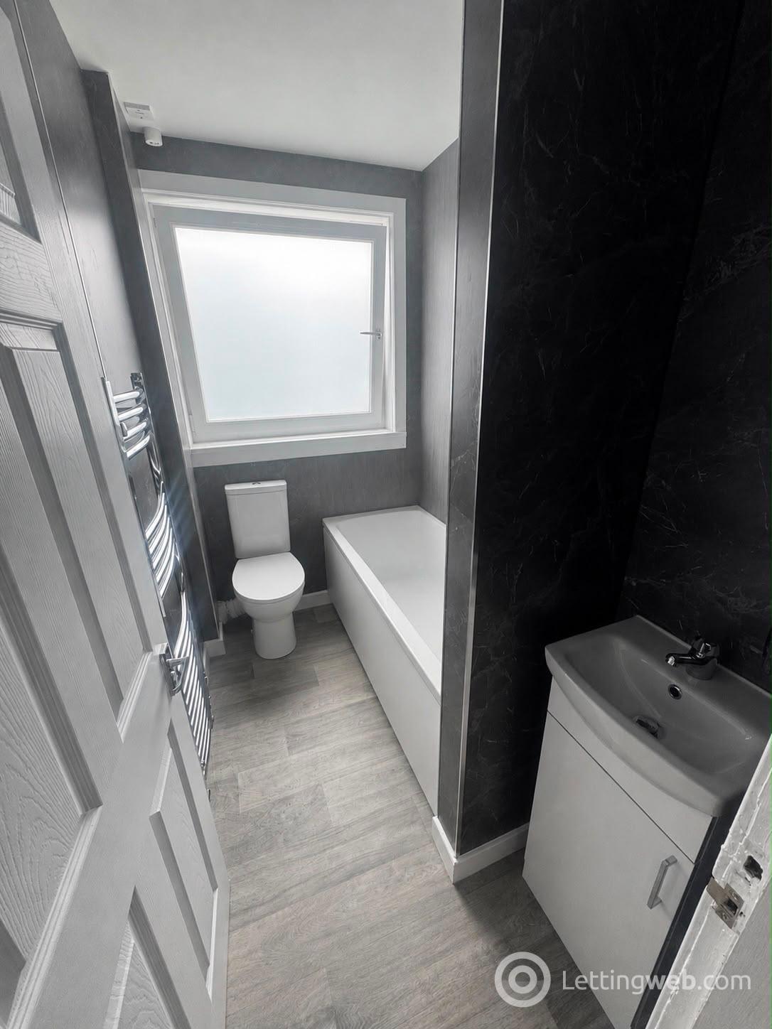 Property to rent in Dee Gardens, Dundee