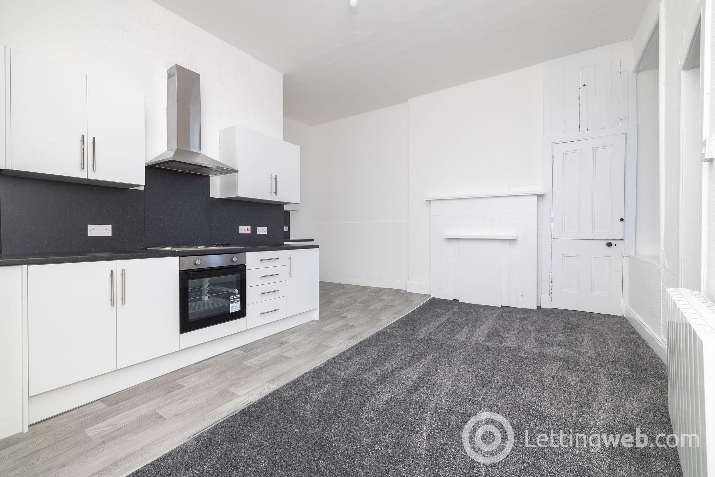 Property to rent in Commercial Street, Dundee