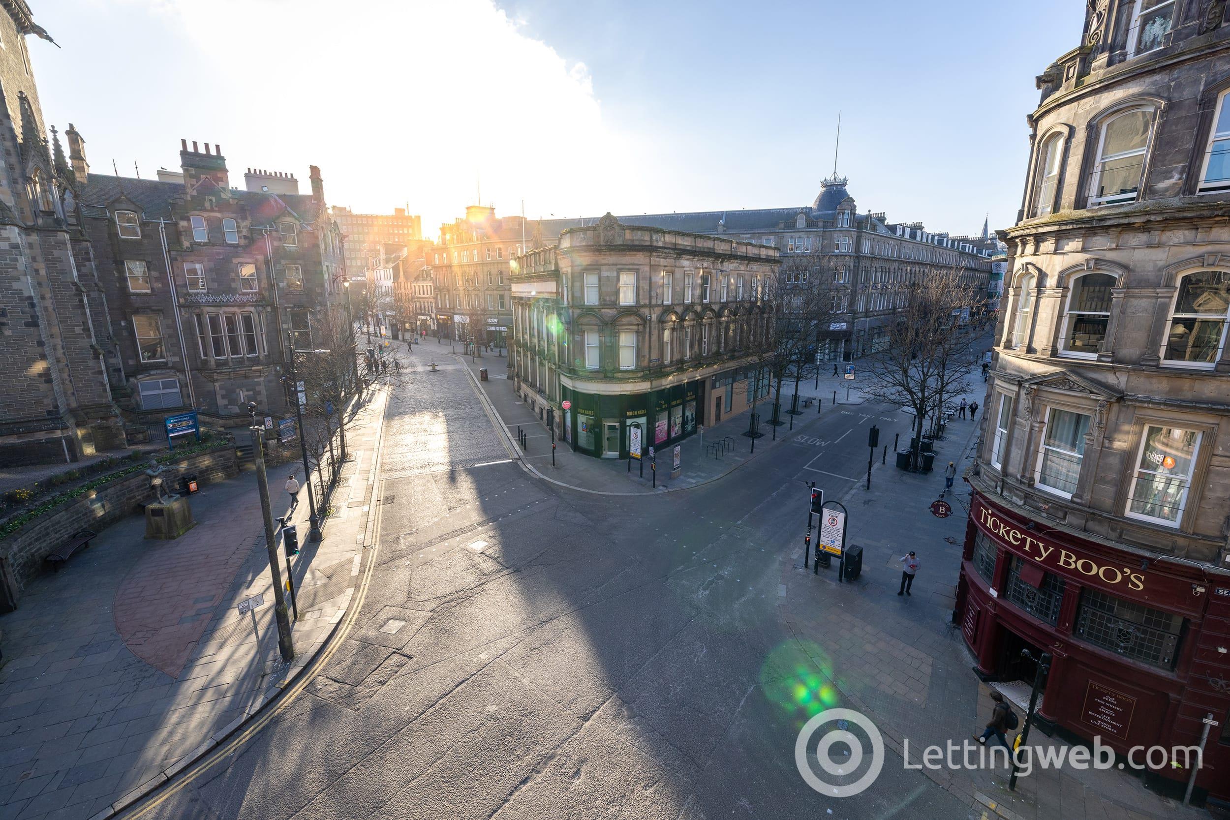 Property to rent in Commercial Street, Dundee