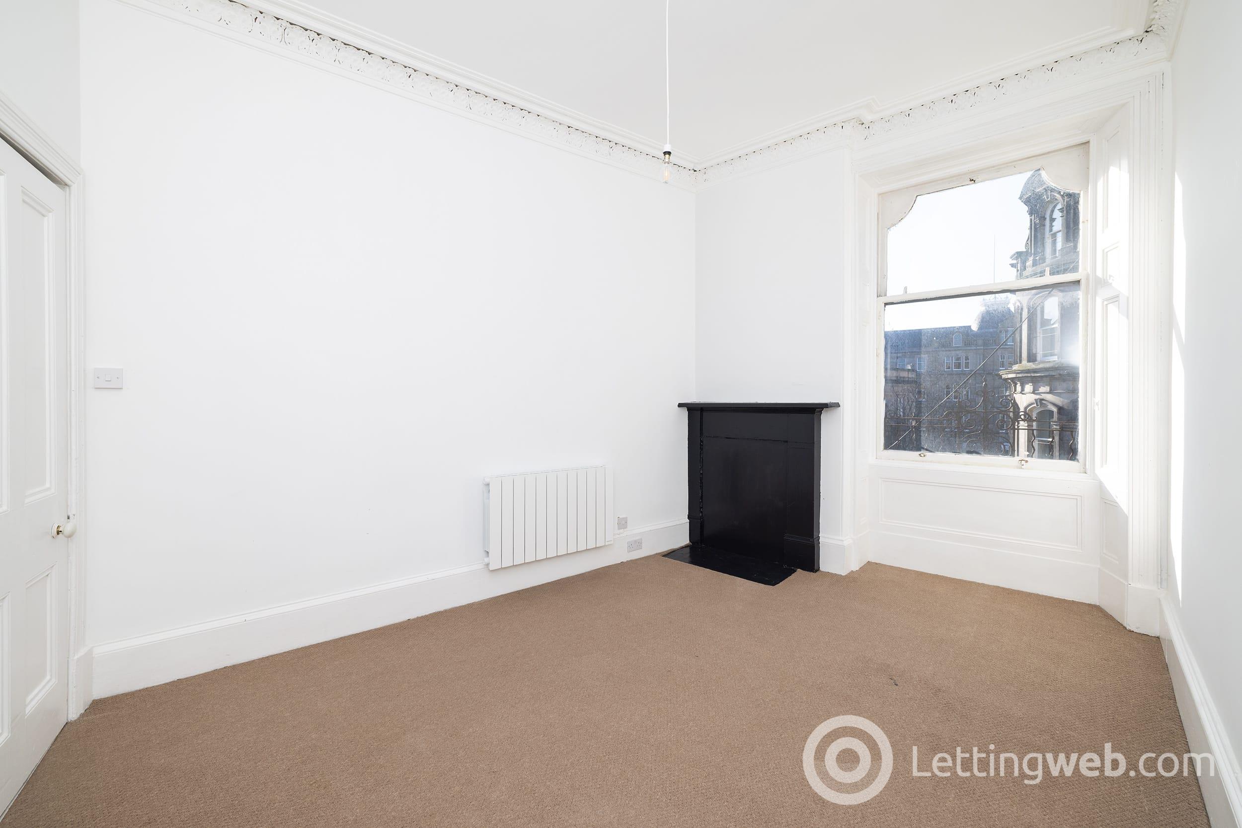 Property to rent in Commercial Street, Dundee