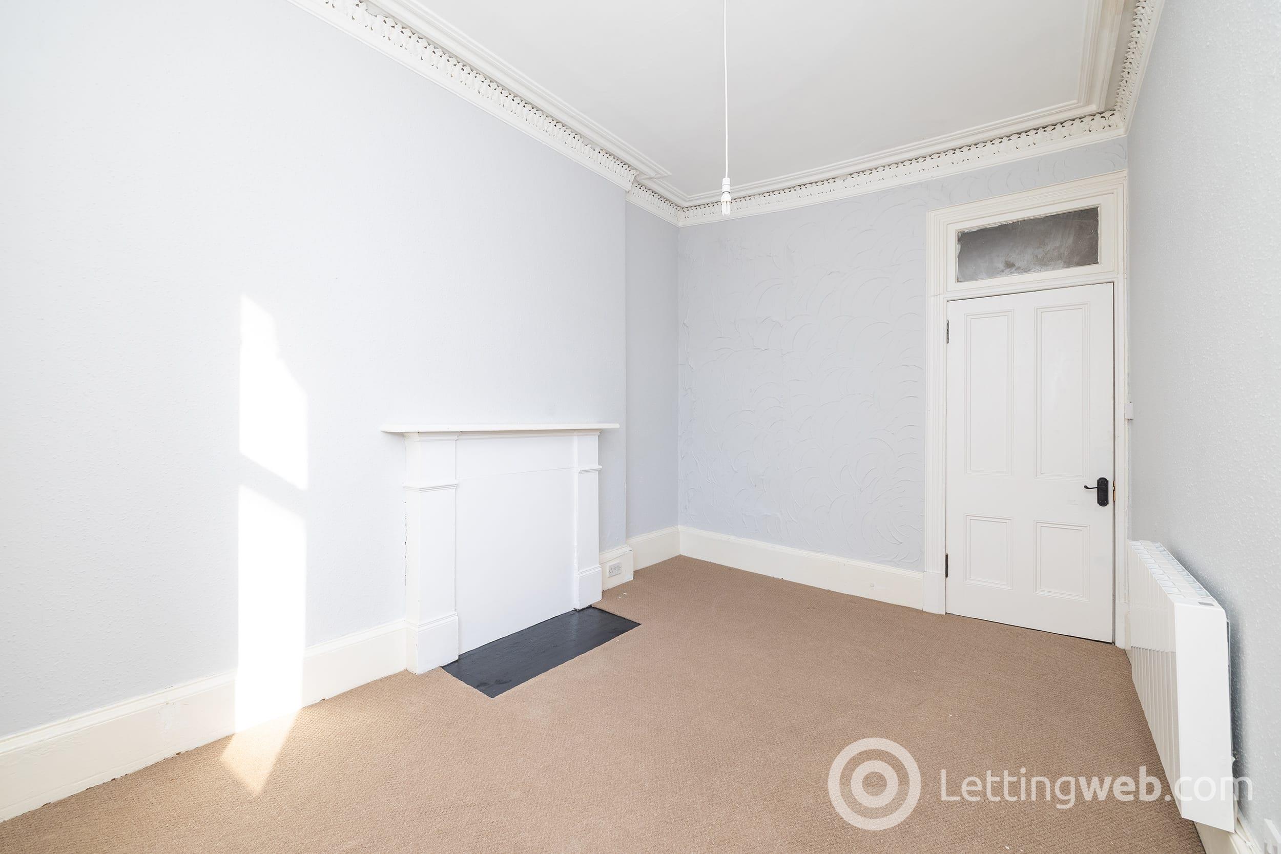 Property to rent in Commercial Street, Dundee