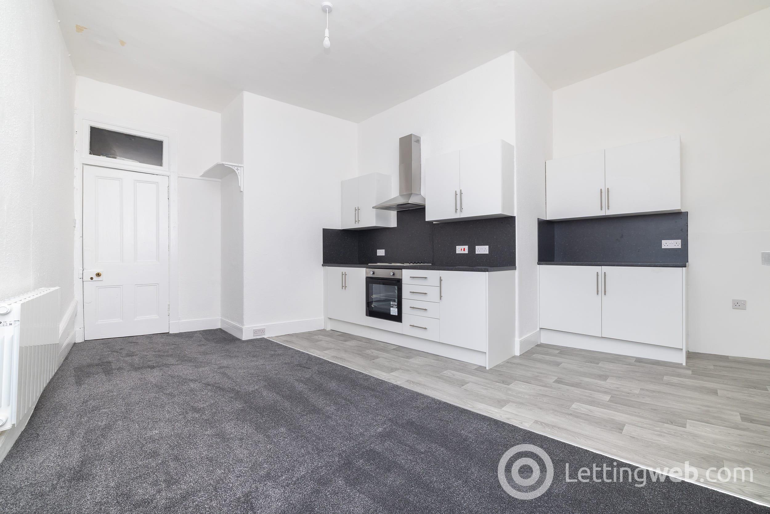Property to rent in Commercial Street, Dundee