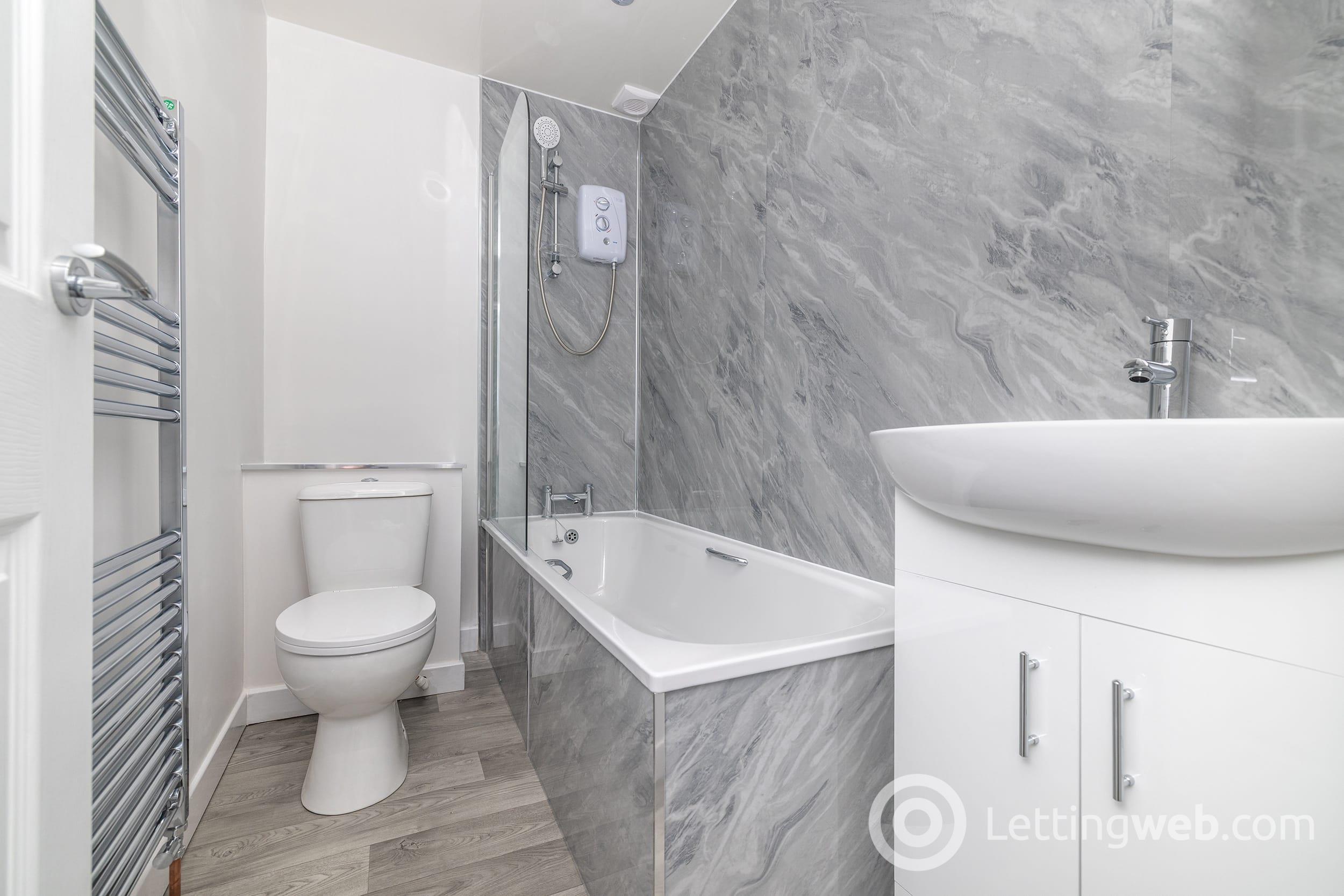 Property to rent in Strathmartine Road, Dundee