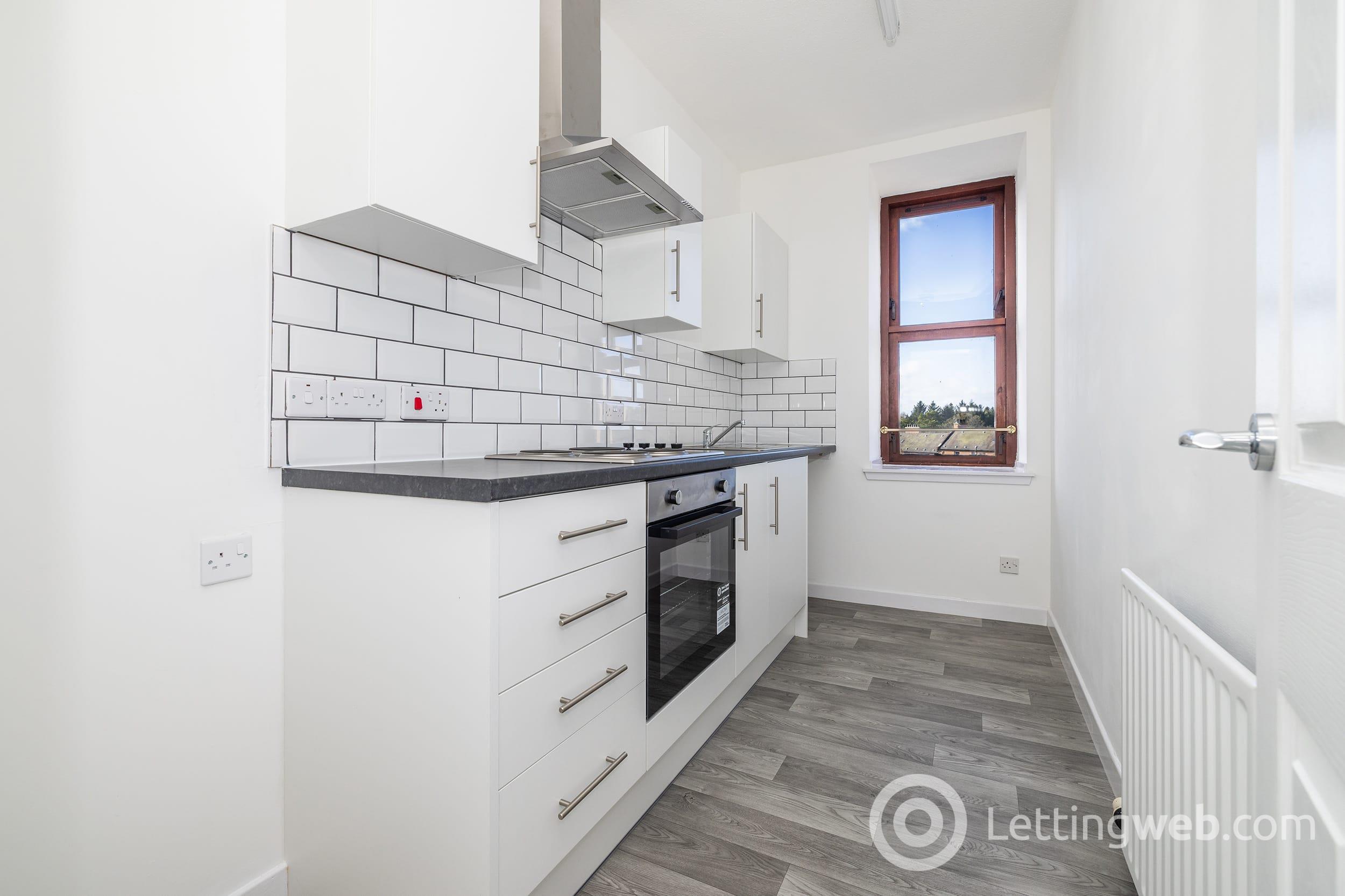 Property to rent in Strathmartine Road, Dundee