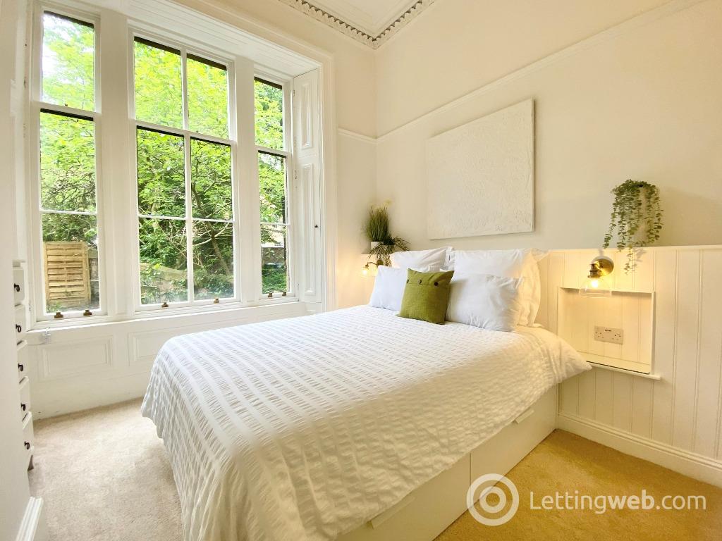 Property to rent in Buckingham Terrace, Botanics, Glasgow, G12 8EB