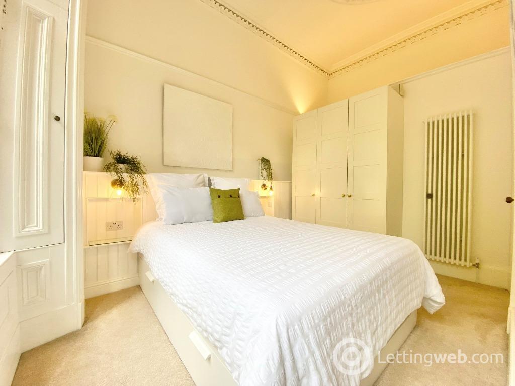 Property to rent in Buckingham Terrace, Botanics, Glasgow, G12 8EB