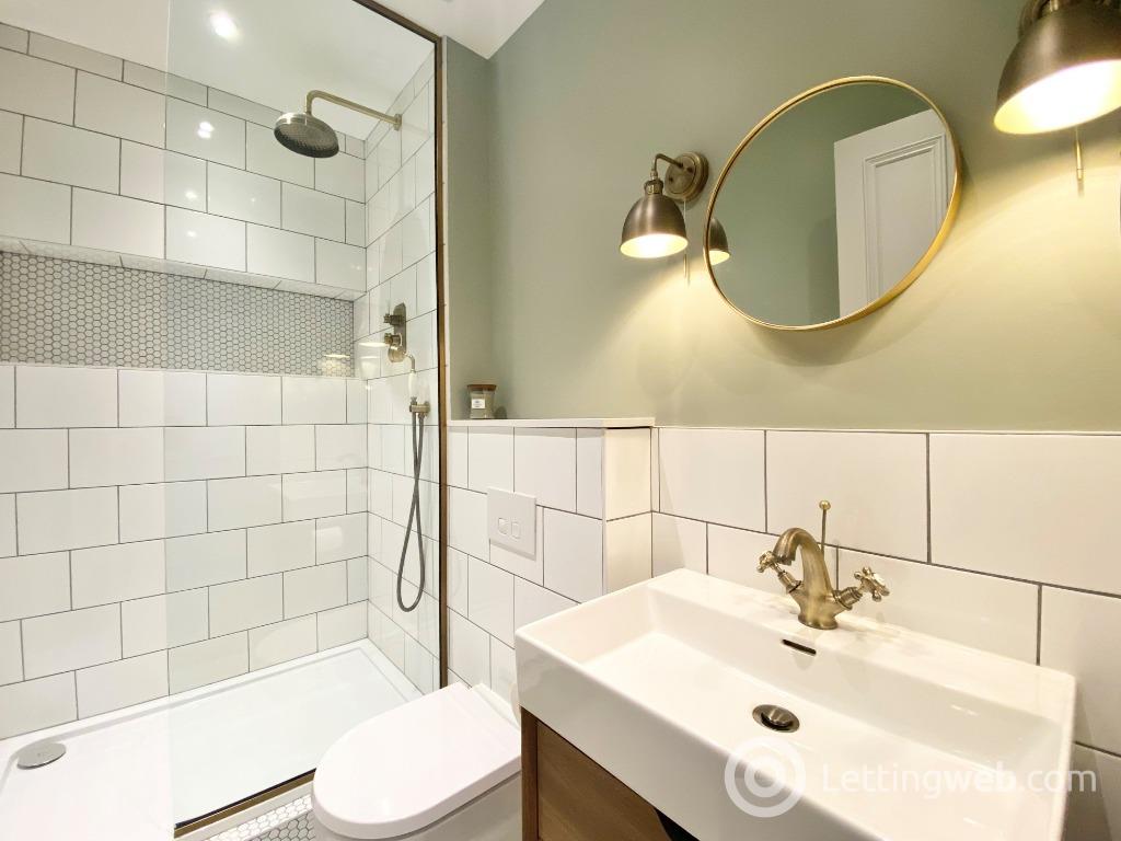 Property to rent in Buckingham Terrace, Botanics, Glasgow, G12 8EB