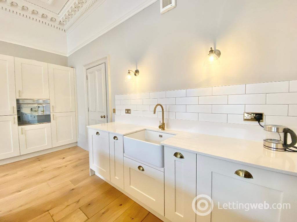 Property to rent in Buckingham Terrace, Botanics, Glasgow, G12 8EB