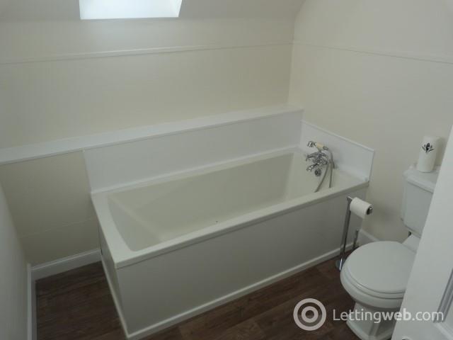 Property to rent in Main Road, Lhanbryde