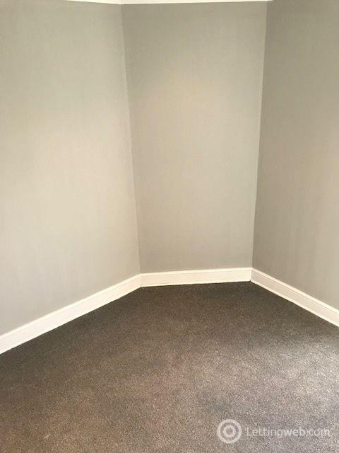 Property to rent in 2F4 - 44 Seafield Road, Craigentinny, EH6 7LQ