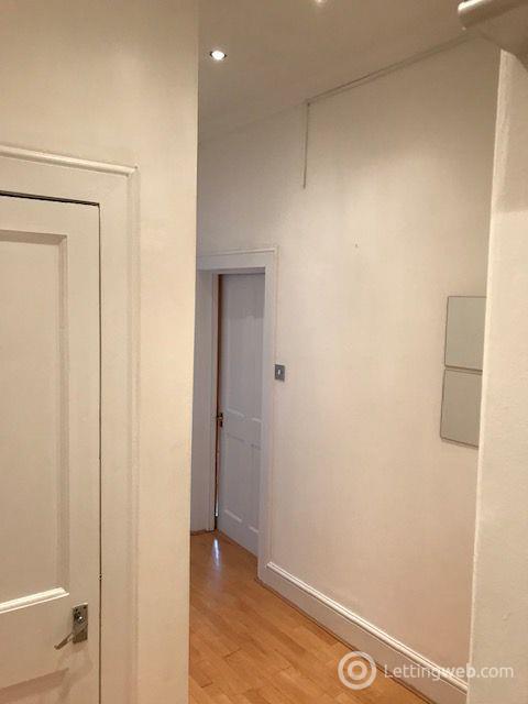 Property to rent in 2F4 - 44 Seafield Road, Craigentinny, EH6 7LQ