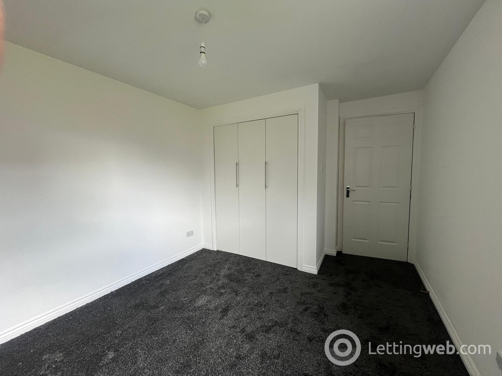 Property to rent in 27 Meikle Inch Lane, Bathgate, EH54 2UF