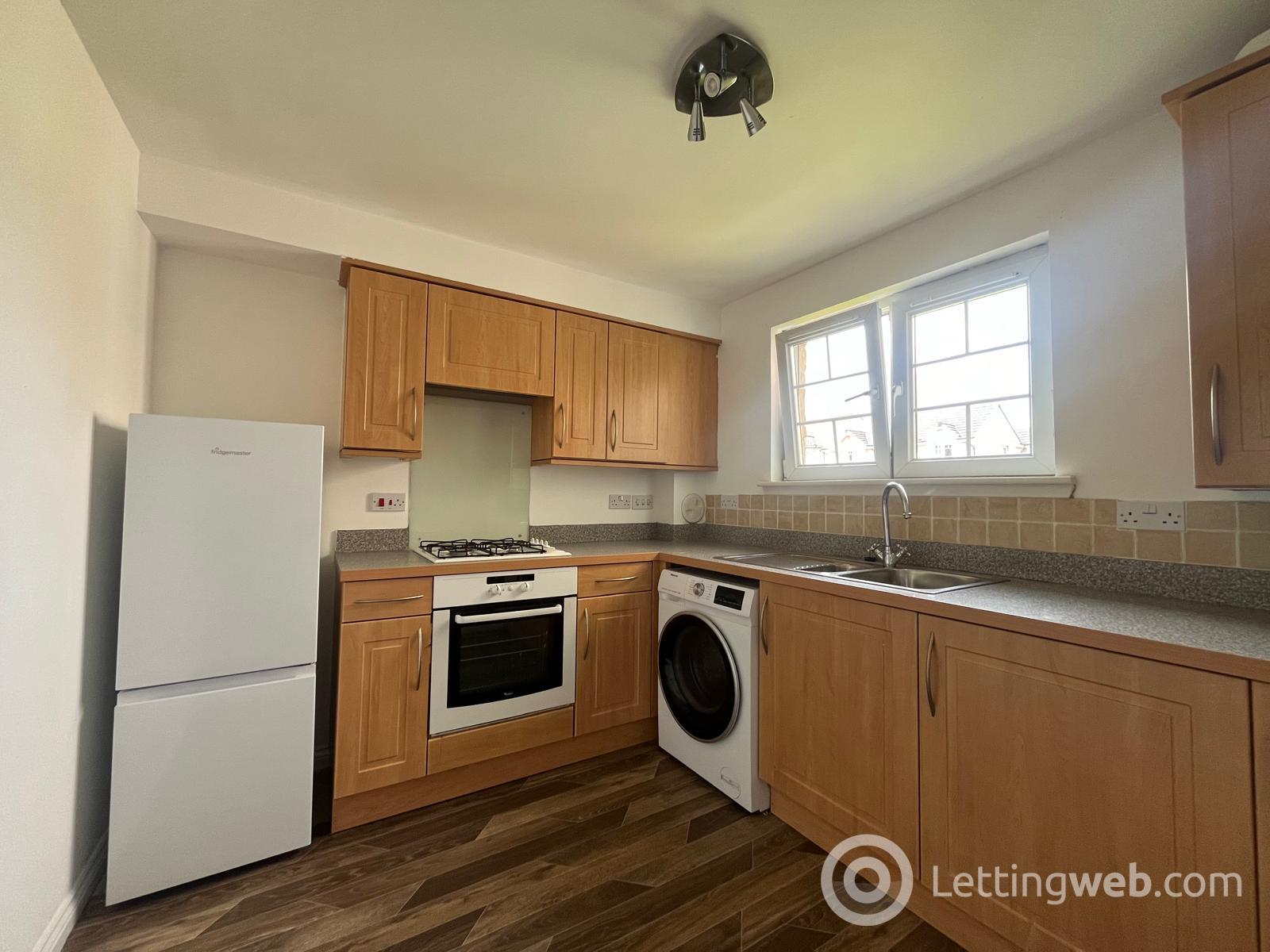 Property to rent in 27 Meikle Inch Lane, Bathgate, EH54 2UF