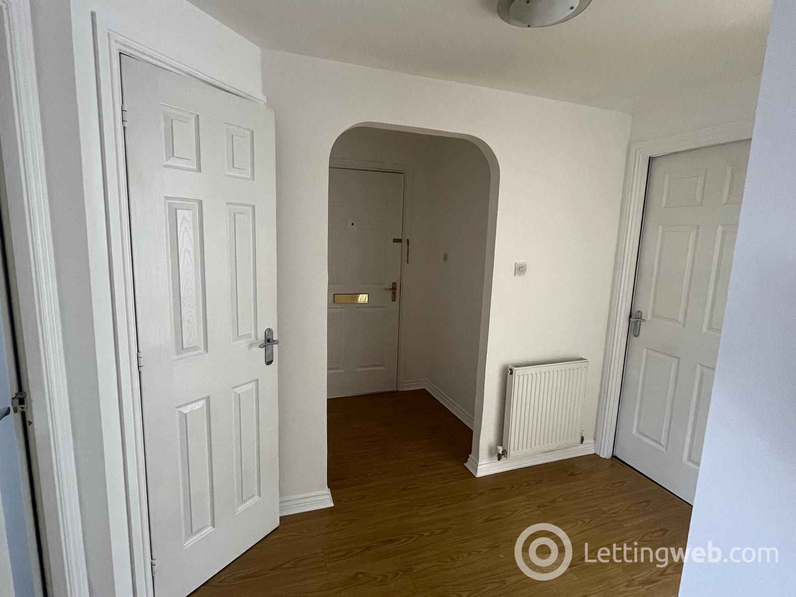 Property to rent in 27 Meikle Inch Lane, Bathgate, EH54 2UF