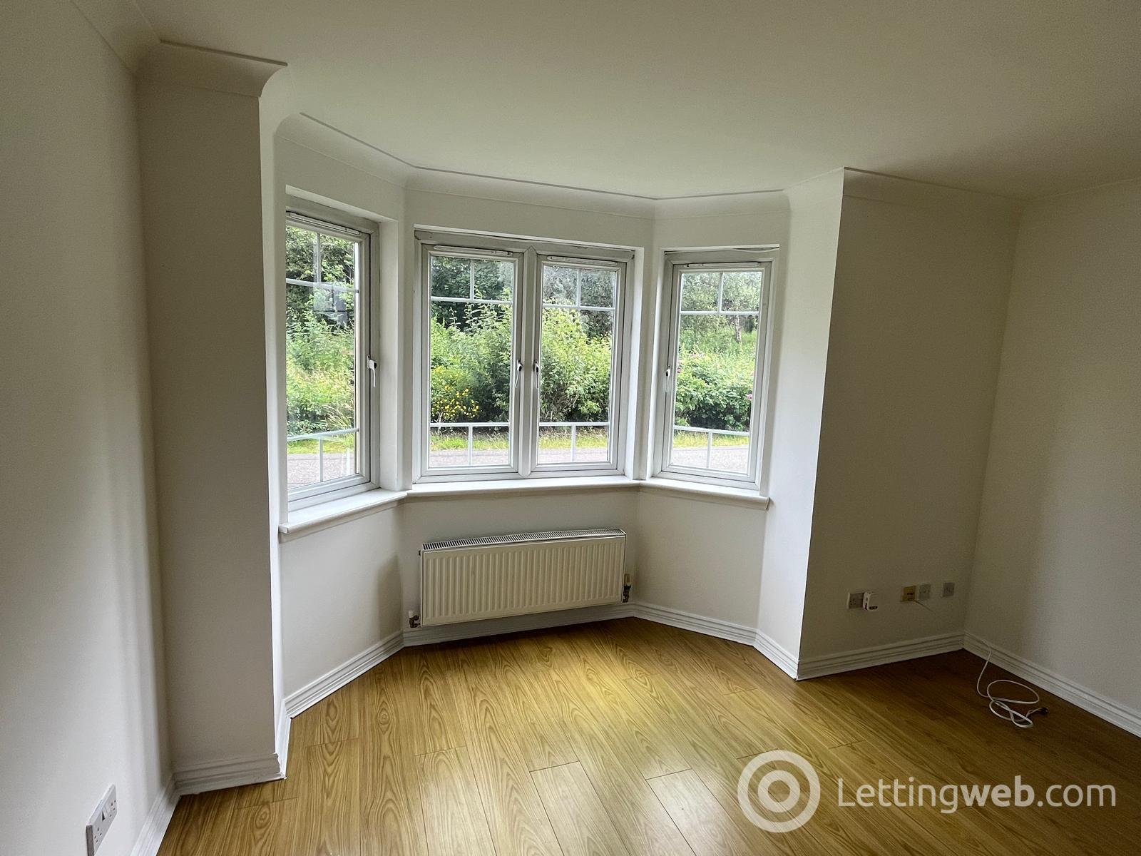 Property to rent in 27 Meikle Inch Lane, Bathgate, EH54 2UF