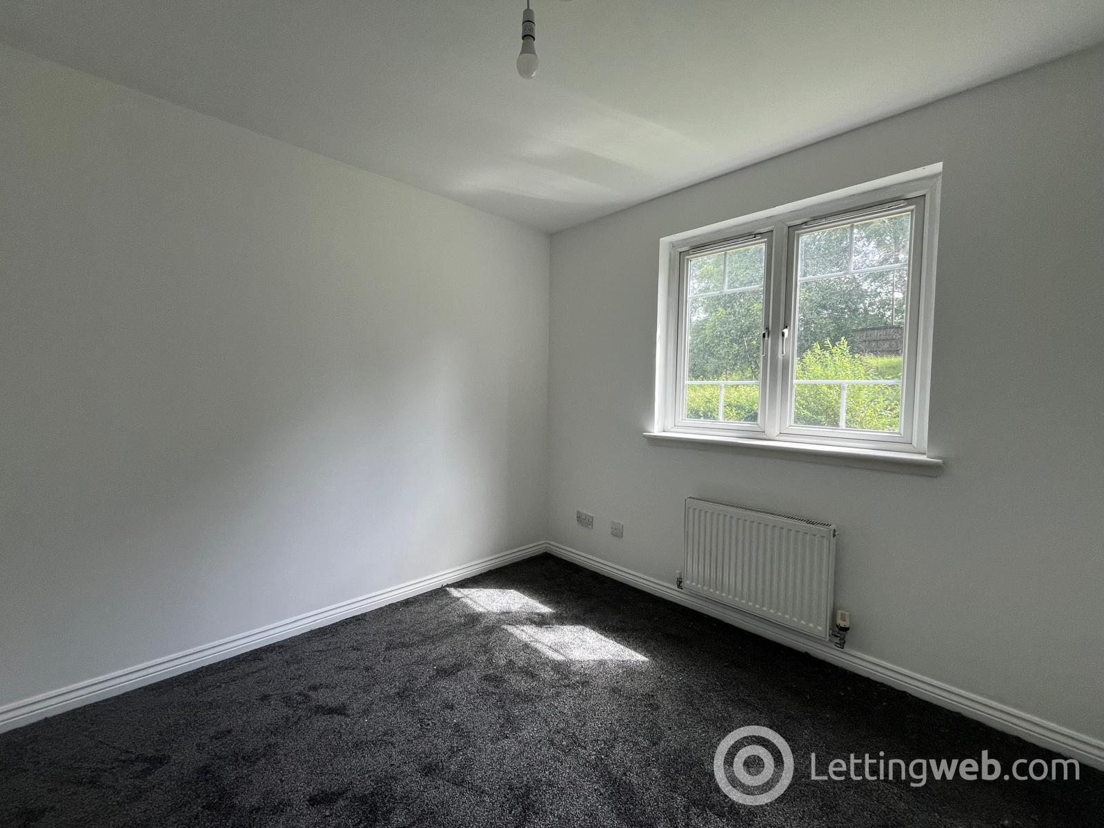 Property to rent in 27 Meikle Inch Lane, Bathgate, EH54 2UF