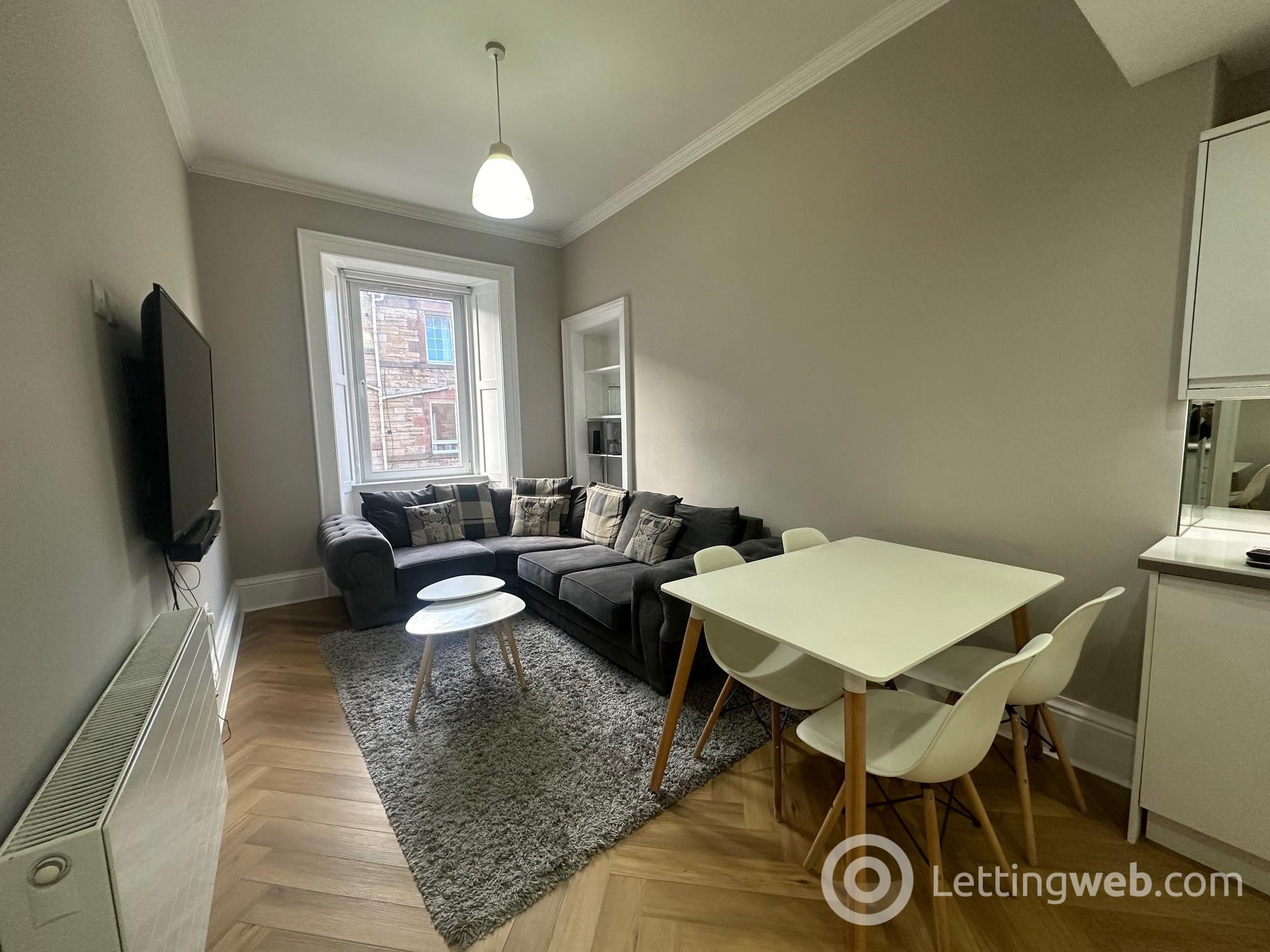 Property to rent in 25/6 Milton Street, EH8 8HA
