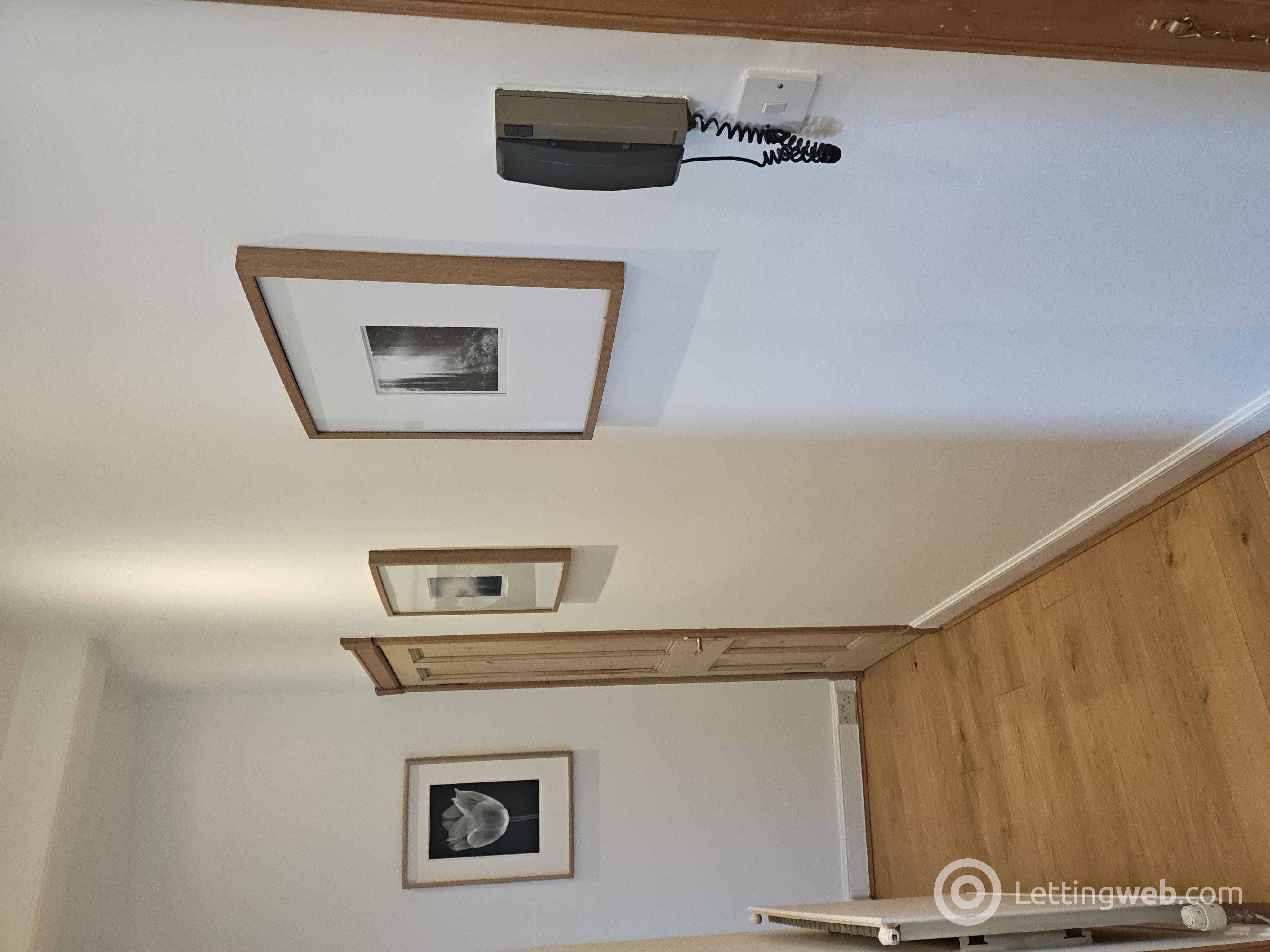 Property to rent in 11/8 (3F2) Comley Bank Road