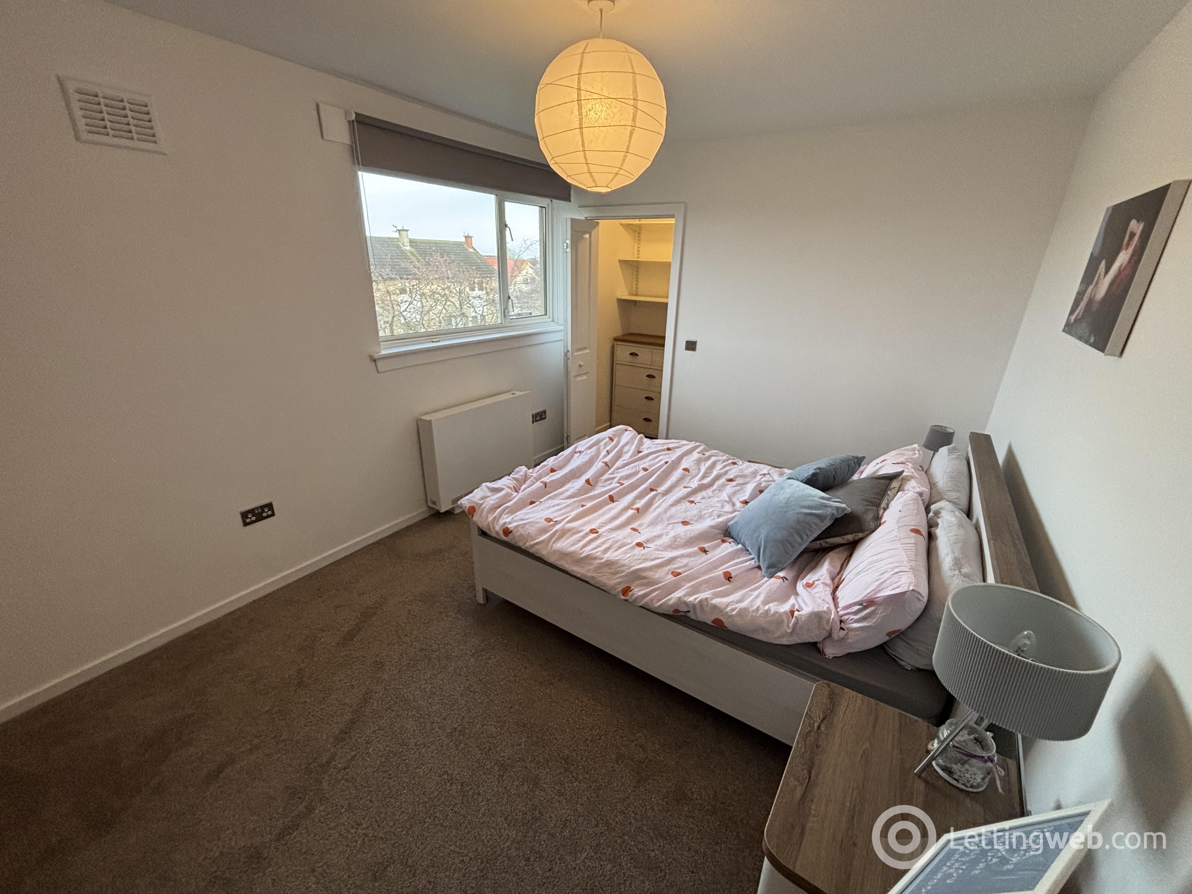 Property to rent in 14 Oxenfoord Drive, Pathhead