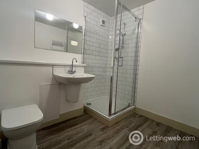 Property to rent in Flat 1, 58 Timber Bush, Edinburgh, EH6 6QH