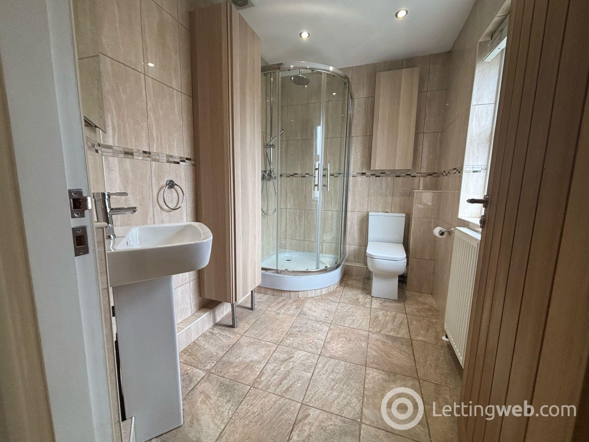 Property to rent in 33C, Main Street, Gorebridge, EH23 4BX