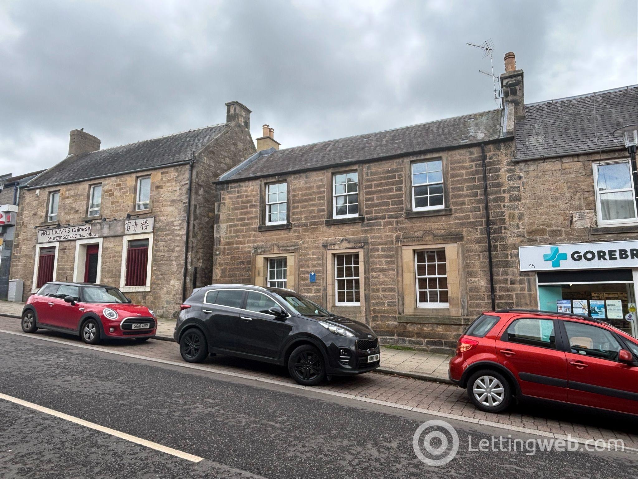 Property to rent in 33C, Main Street, Gorebridge, EH23 4BX