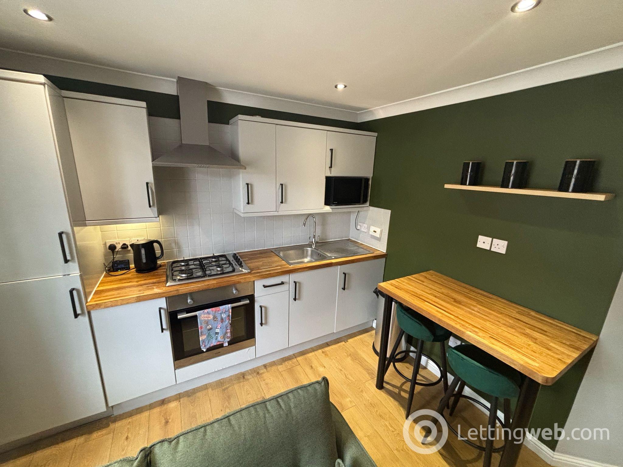 Property to rent in 33C, Main Street, Gorebridge, EH23 4BX